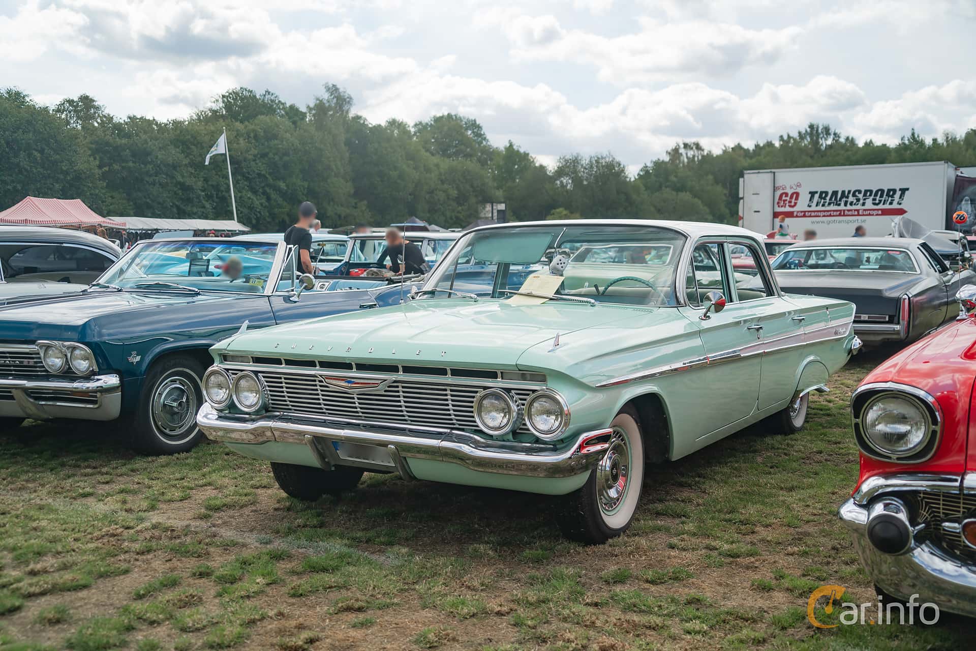 Chevrolet Impala 4-door Sedan 4.6 V8 Powerglide, 173hp, 1961