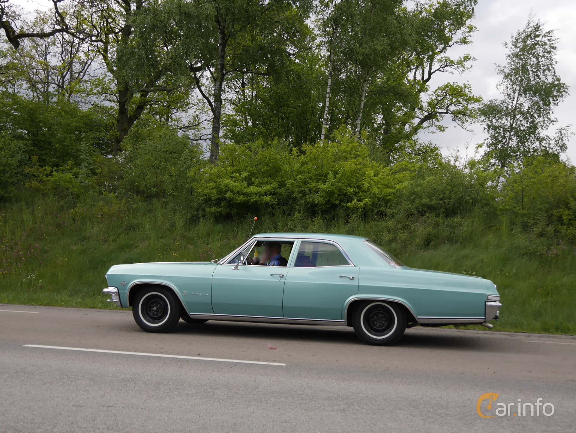 Chevrolet Impala 5.4 V8 4th Generation, Powerglide, 2-speed