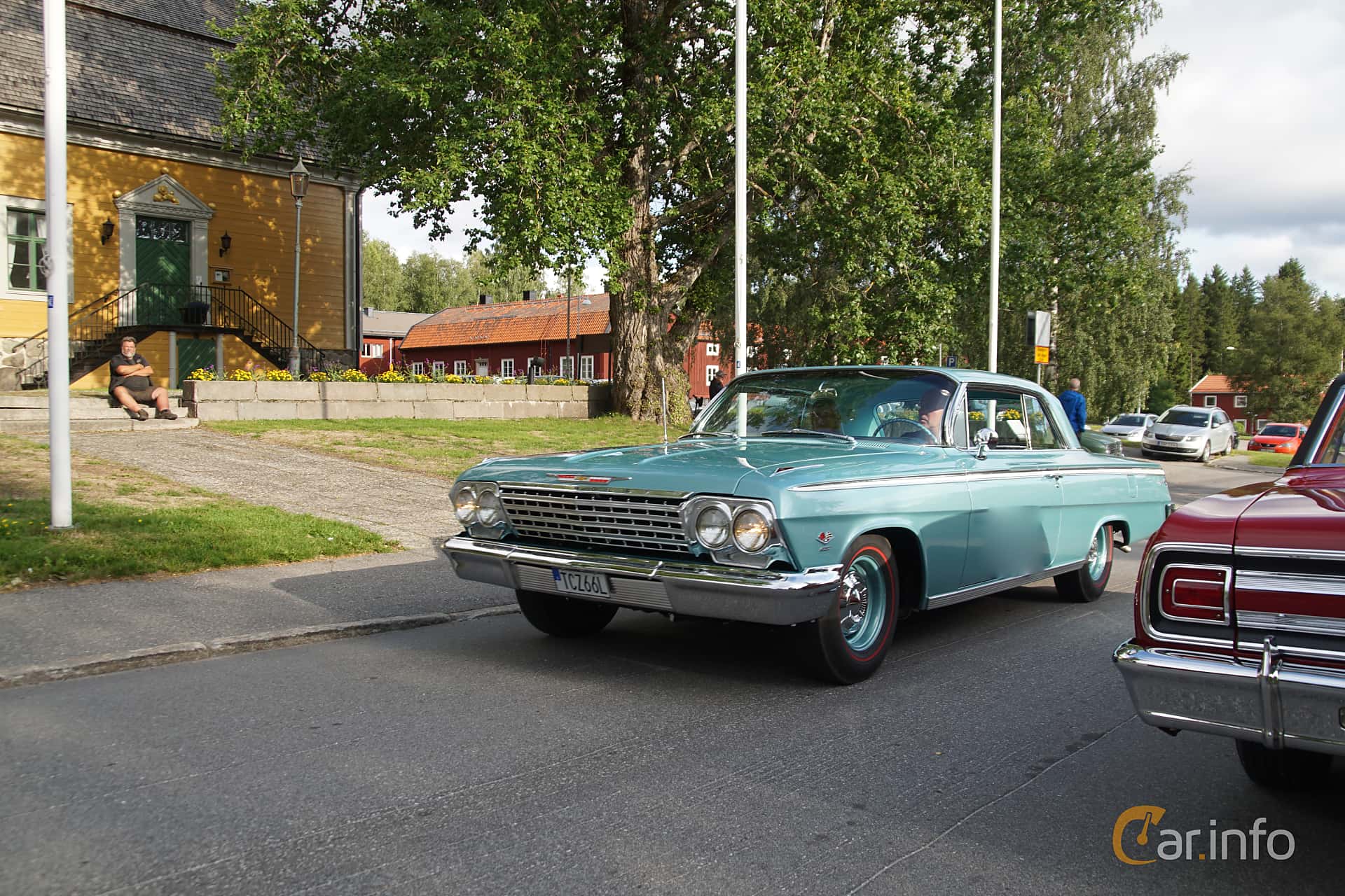 Chevrolet Impala 6.7 V8 3rd Generation 1st Facelift