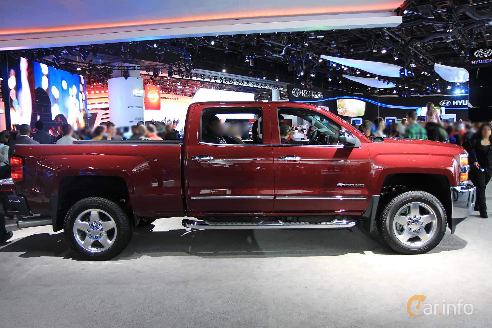 Chevrolet Silverado HD 6.6 V8 Duramax 4WD 3rd Generation