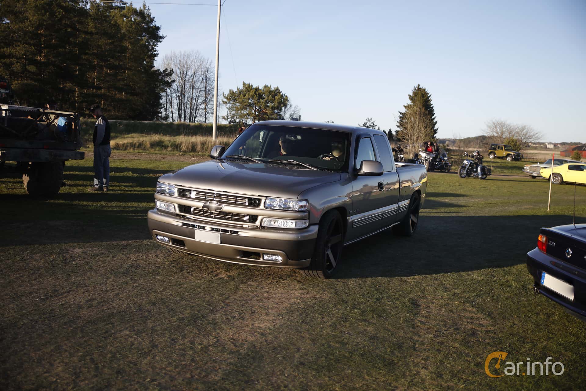 Chevrolet Silverado 1500 Extended Cab 5.3 V8 Hydra-Matic, 290hp, 2002