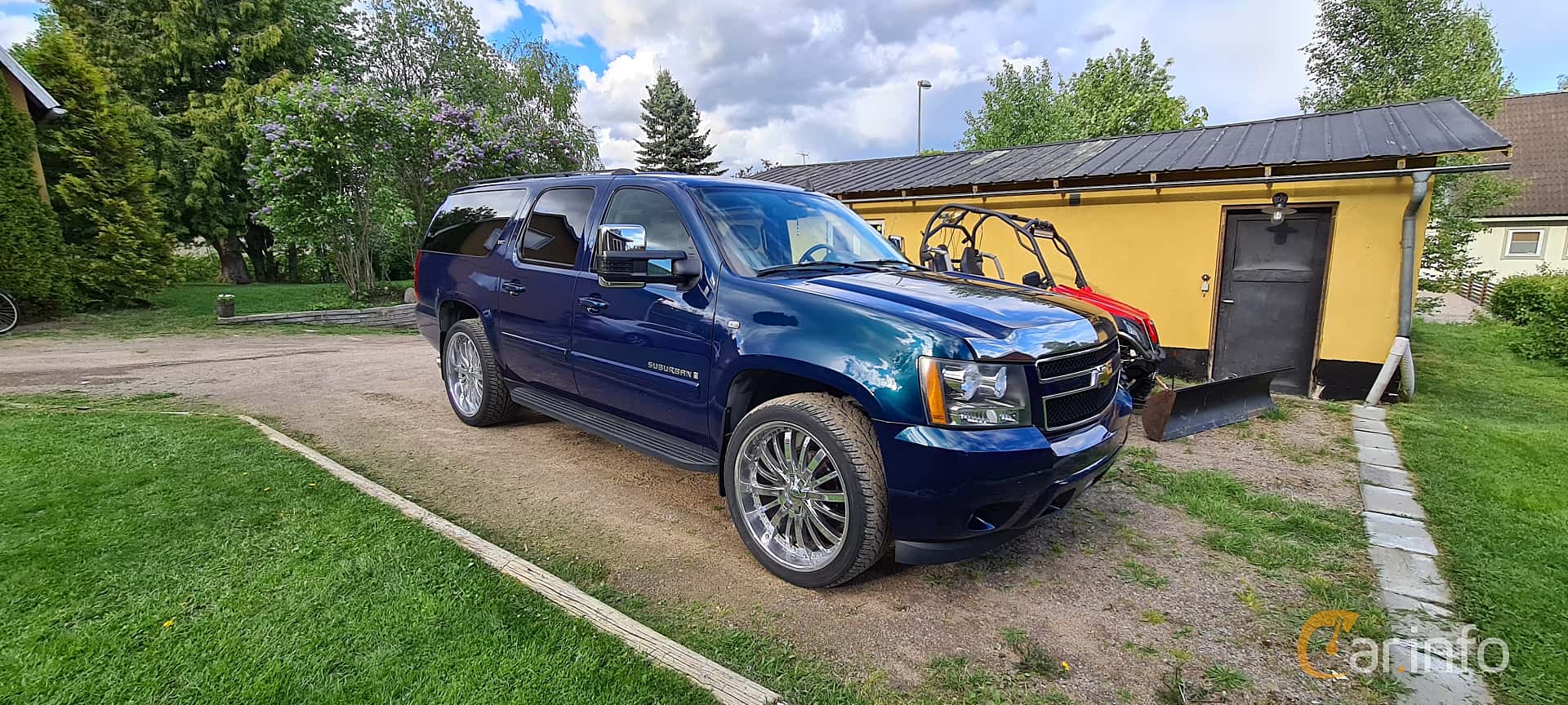 Chevrolet Suburban 1500 5.3 V8 E85 4WD Hydra-Matic, 314hp, 2009