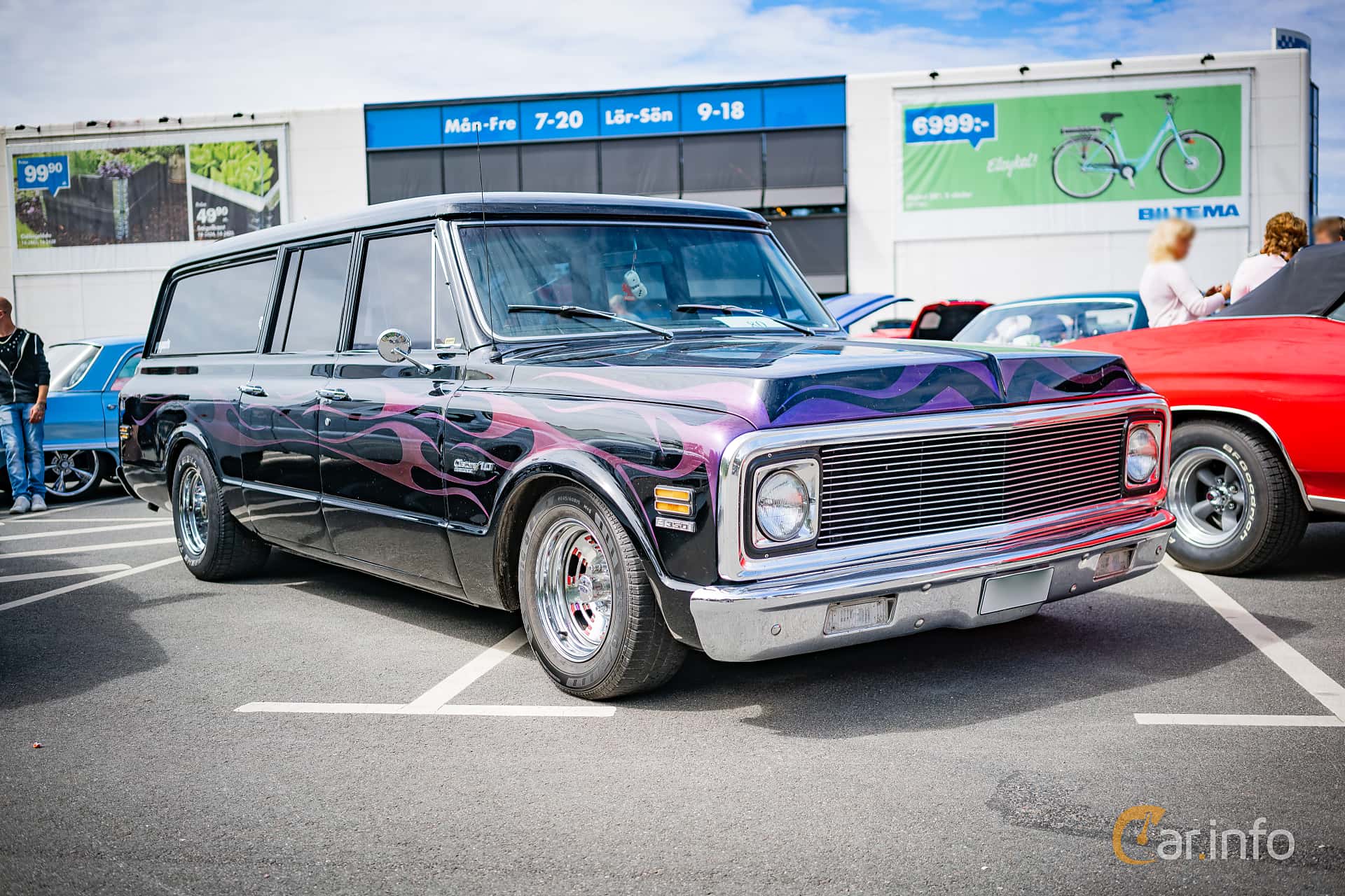 Chevrolet Suburban 5.7 V8 2nd Generation 2nd Facelift, Hydra-Matic, 3-speed