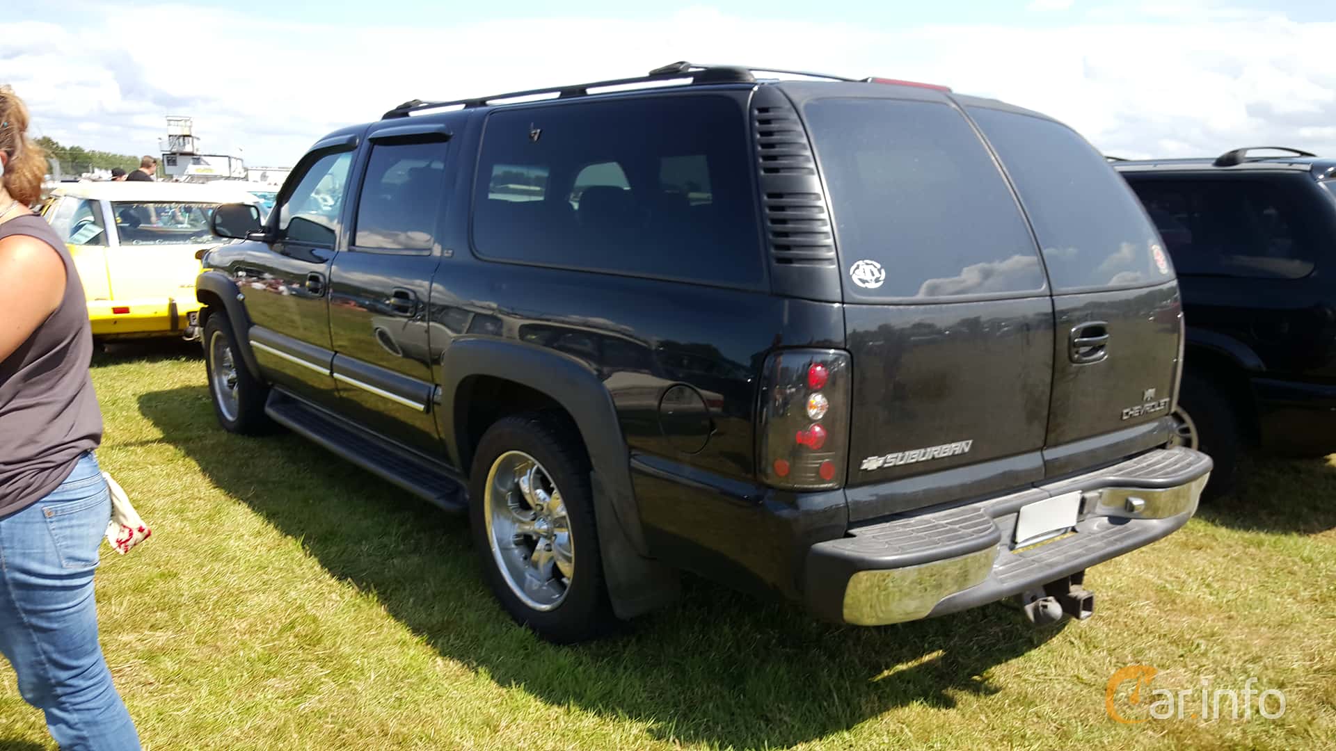 Chevrolet Suburban 1500 5.3 V8 Hydra-Matic, 290hp, 2002