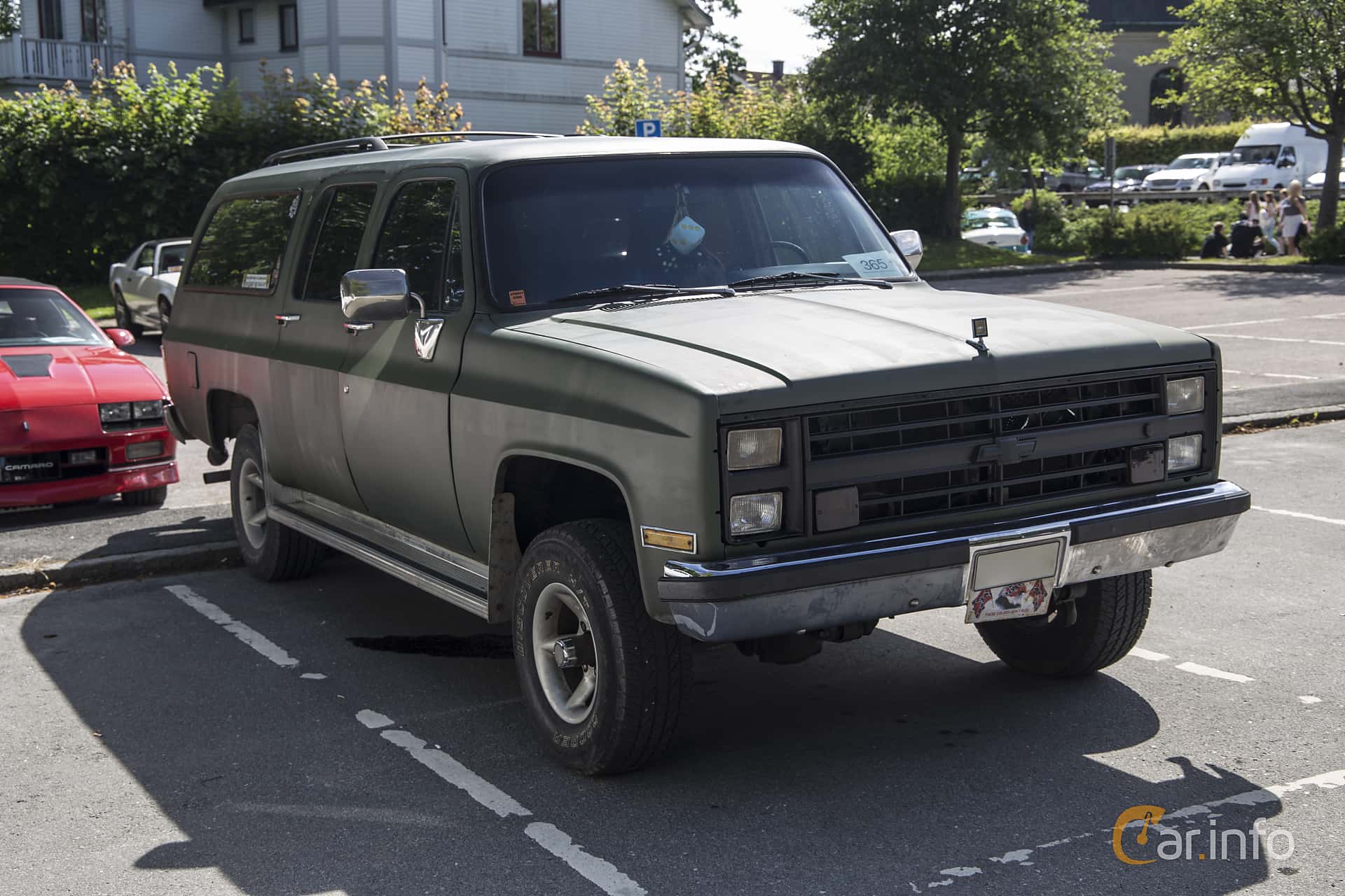 Chevrolet K10 Suburban 6.2 V8 4WD Hydra-Matic, 132hp, 1982