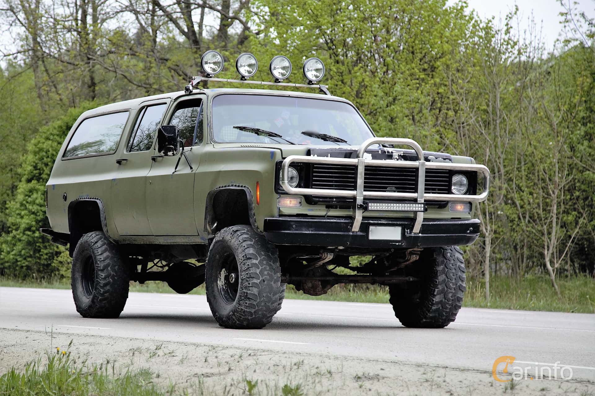 Chevrolet K20 Suburban 5.7 V8 4WD Manual, 167hp, 1977
