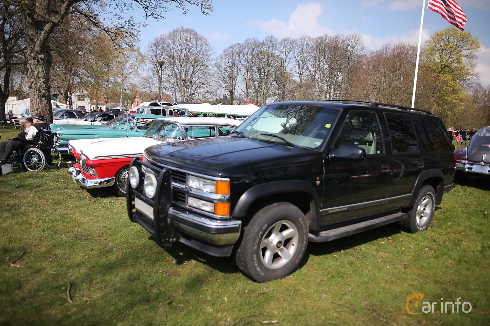 Chevrolet Tahoe 4-door 1998