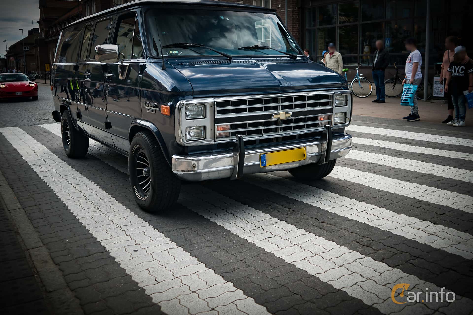 Chevrolet G20 Chevy Van 6.2 V8 132hp, 1985