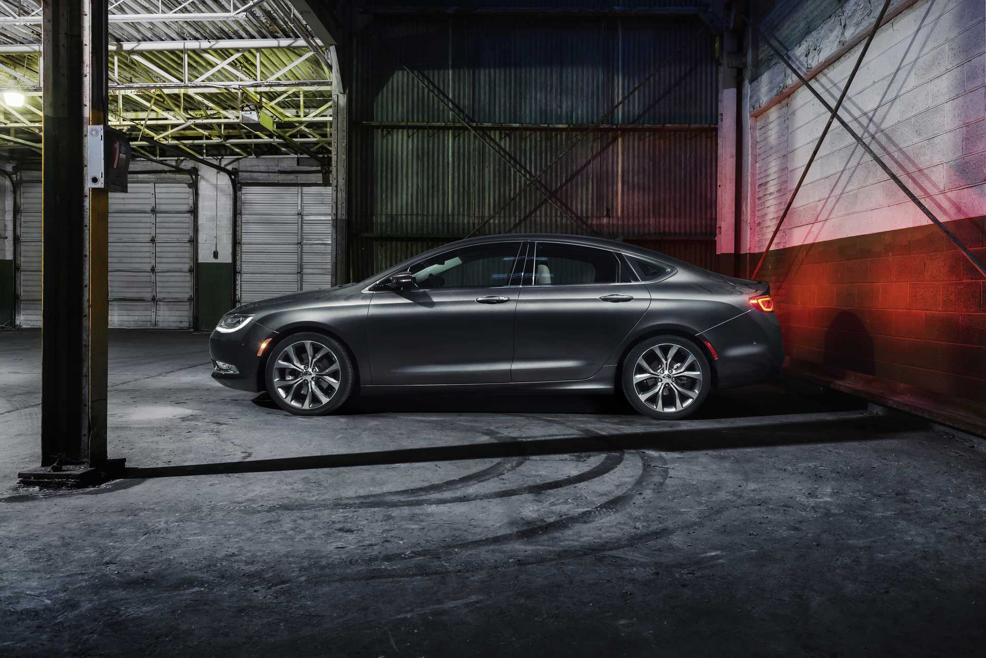 Chrysler 200 2.4 Tigershark Automatic, 186hp, 2015