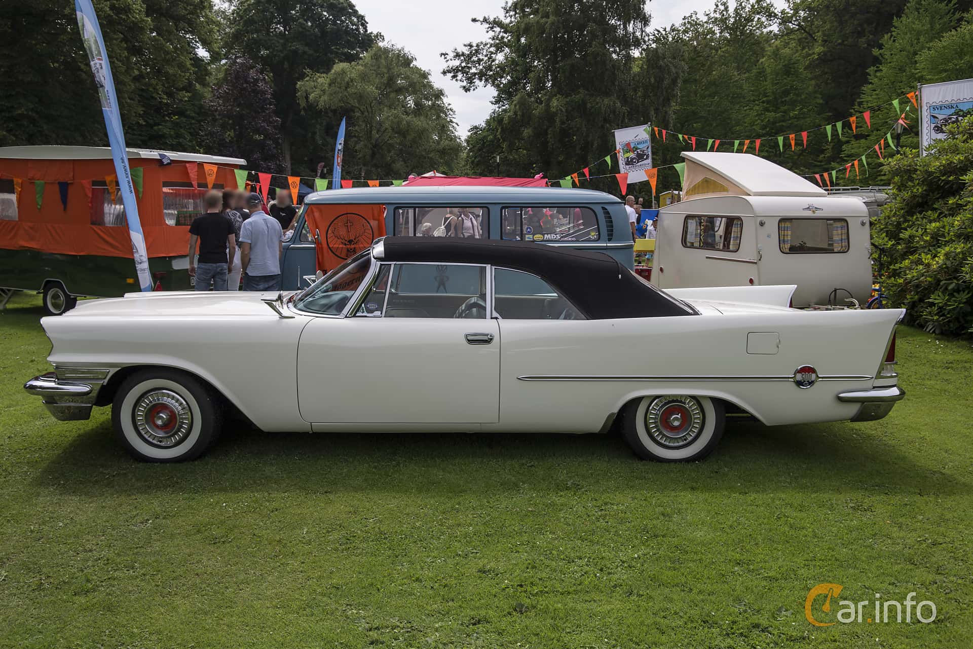 Chrysler 300 Letter Series 6.4 V8 300C