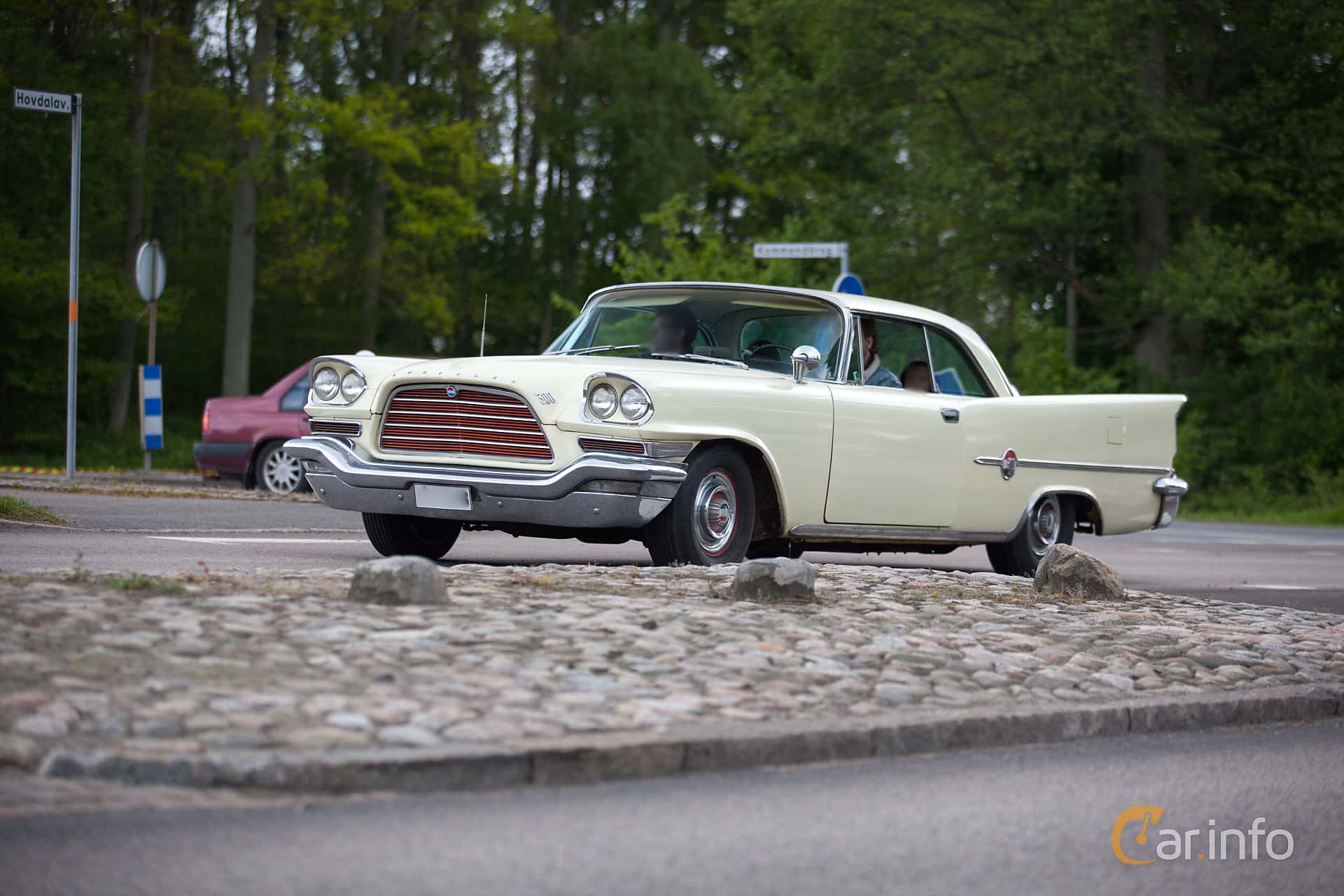Chrysler 300E Hardtop 6.4 V8 TorqueFlite, 386hp, 1959