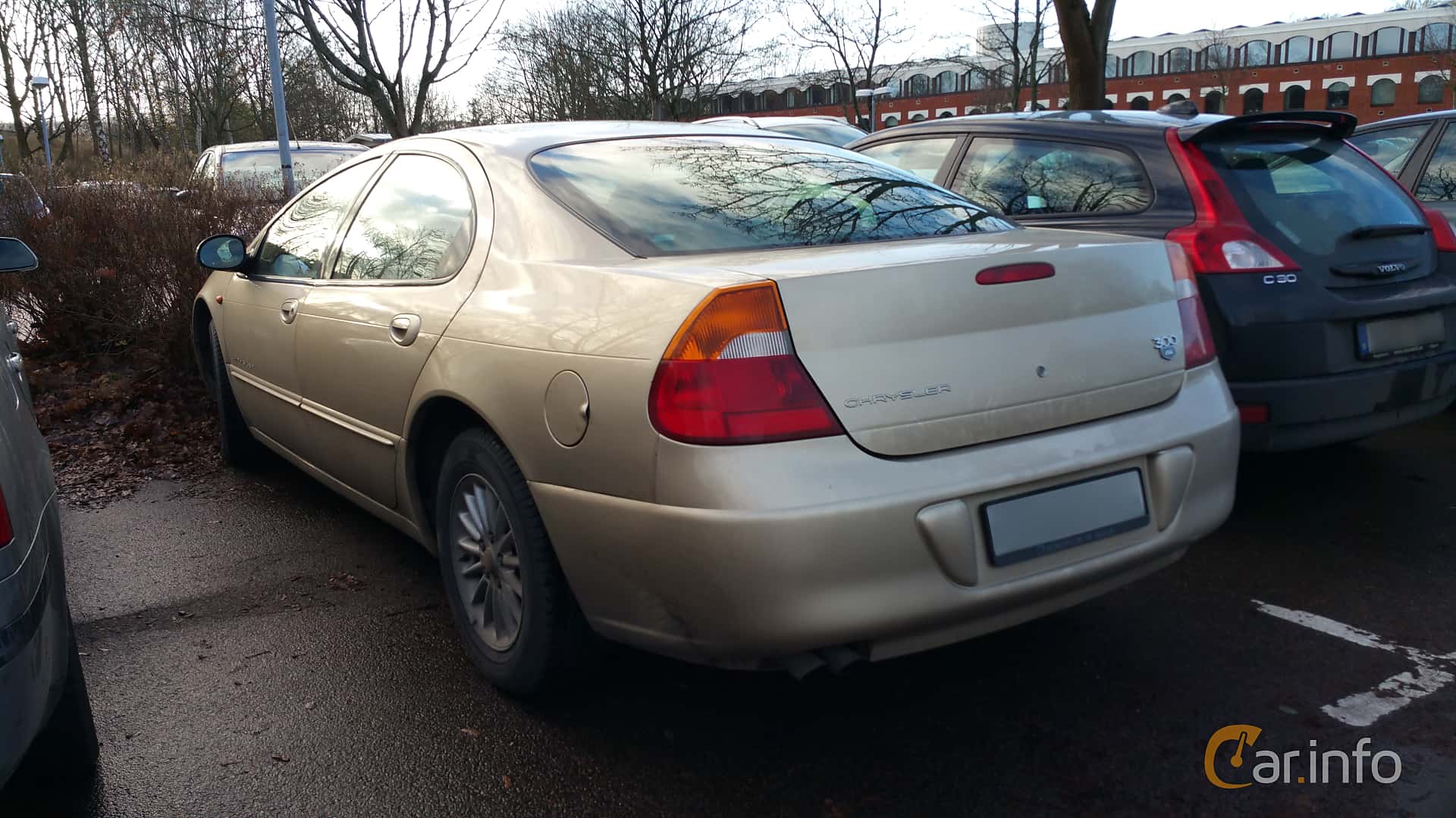 Chrysler 300M 2.7 V6 Automatic, 204hp, 1999