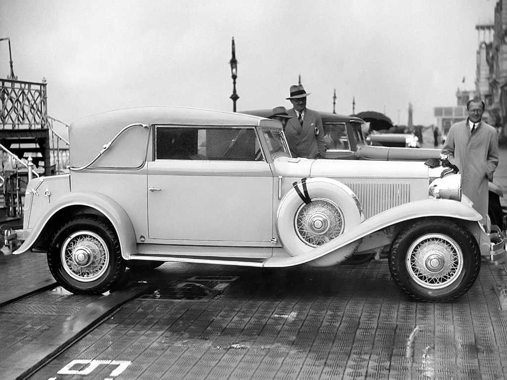 Chrysler Eight Deluxe Convertible Coupé 4.3 Manual, 121hp, 1931