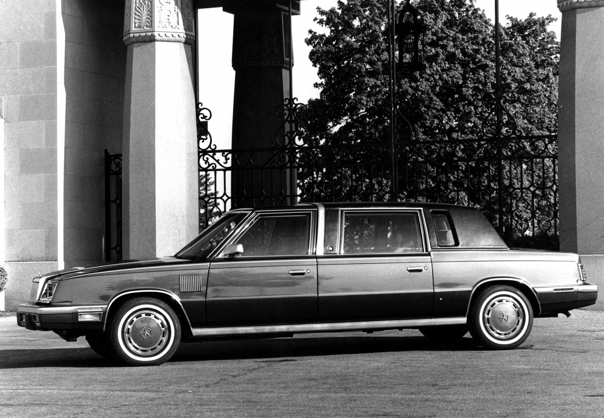 Chrysler Executive Limousine 2.2 Automatic, 148hp, 1986