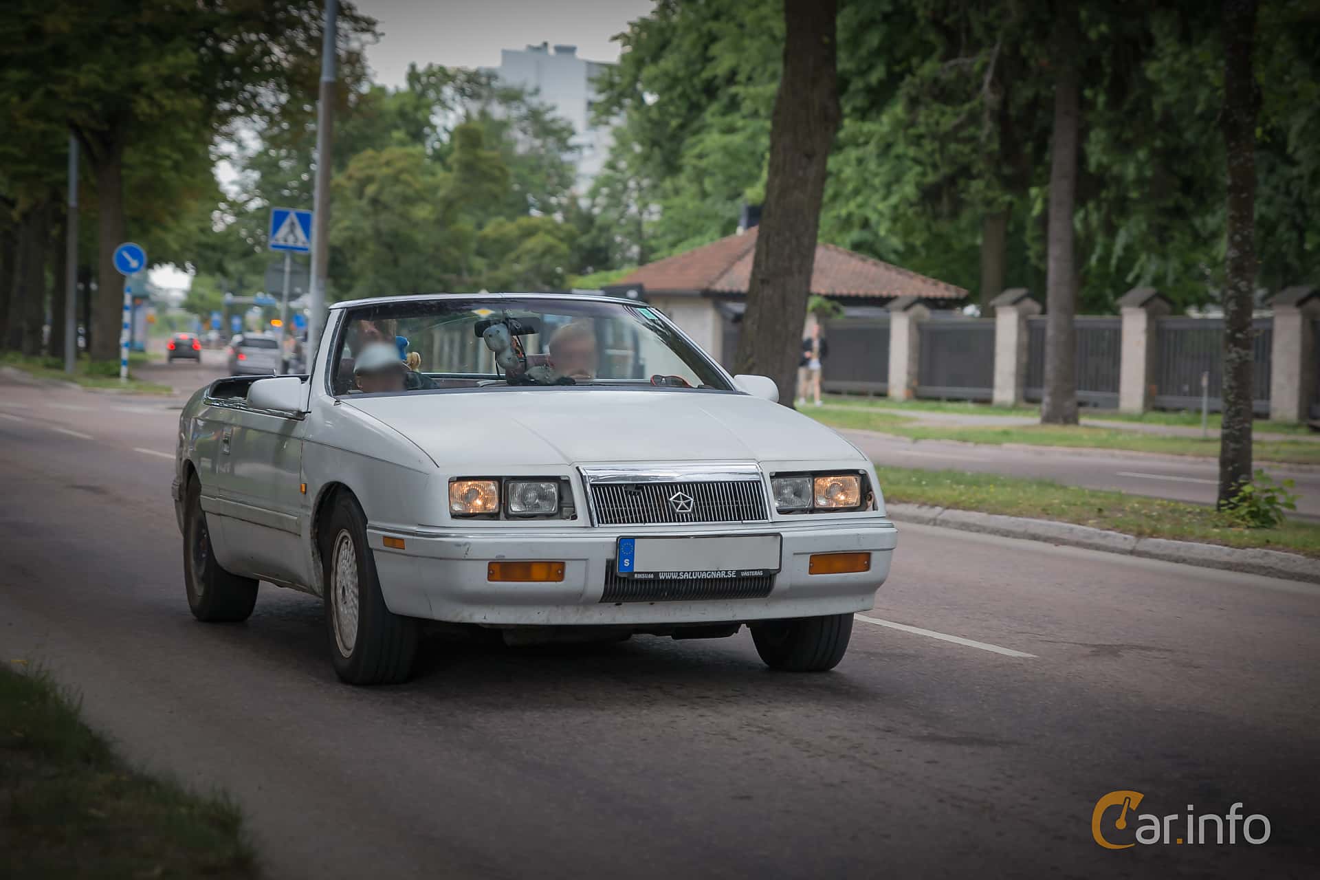 Chrysler LeBaron Convertible 2.5 Automatic, 145hp, 1989
