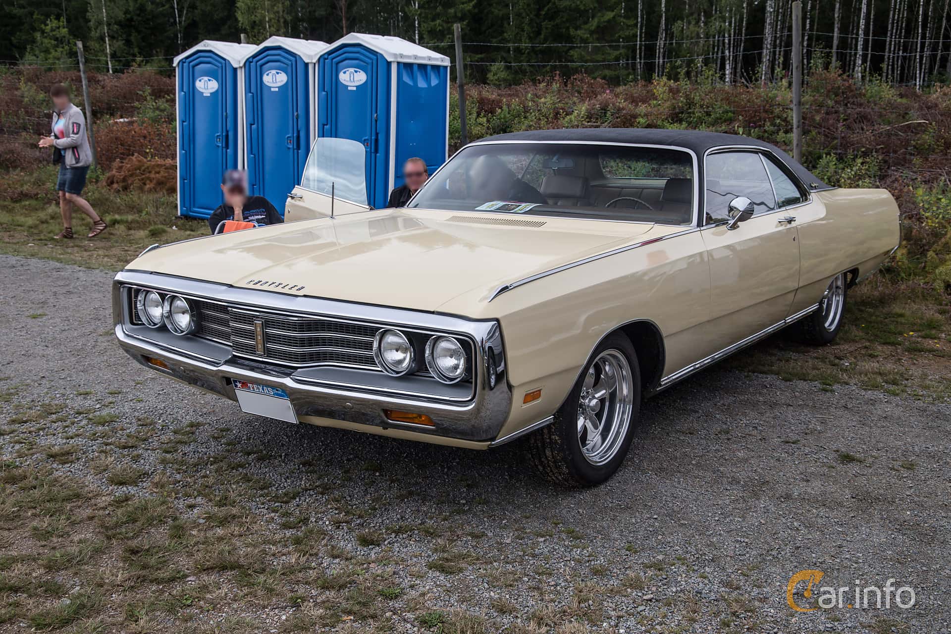 Chrysler New Yorker 2-door Hardtop 7.2 V8 TorqueFlite, 355hp, 1969