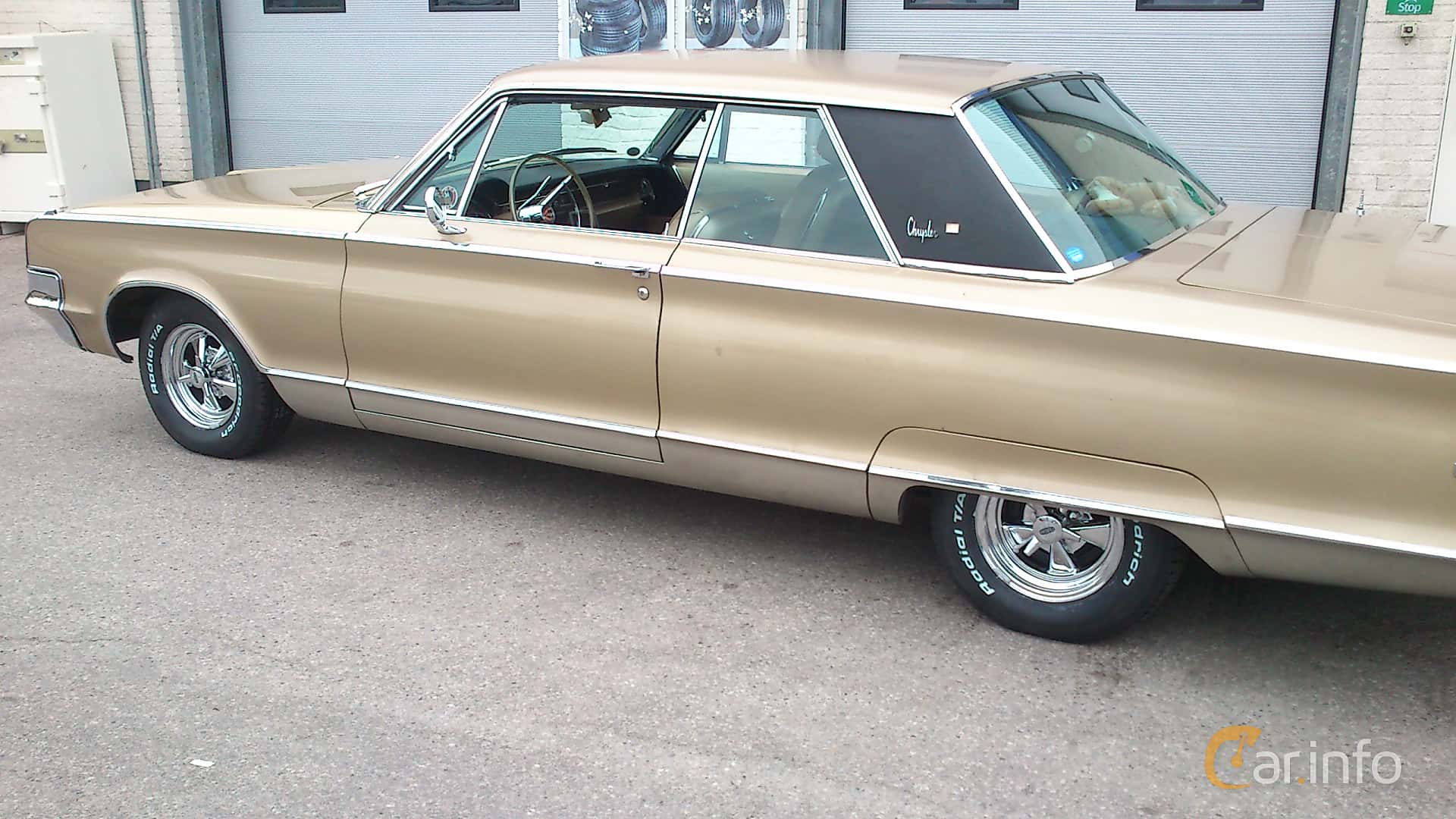 Chrysler New Yorker 2-door Hardtop 6.3 V8 TorqueFlite, 330hp, 1966