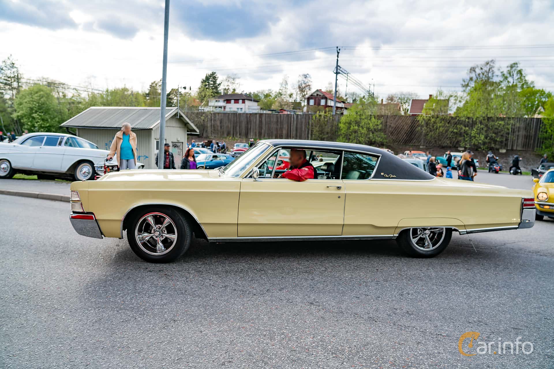 Chrysler New Yorker 2-door Hardtop generation CC3-H/DC3-H 7.2 V8 TorqueFlite, 3-speed