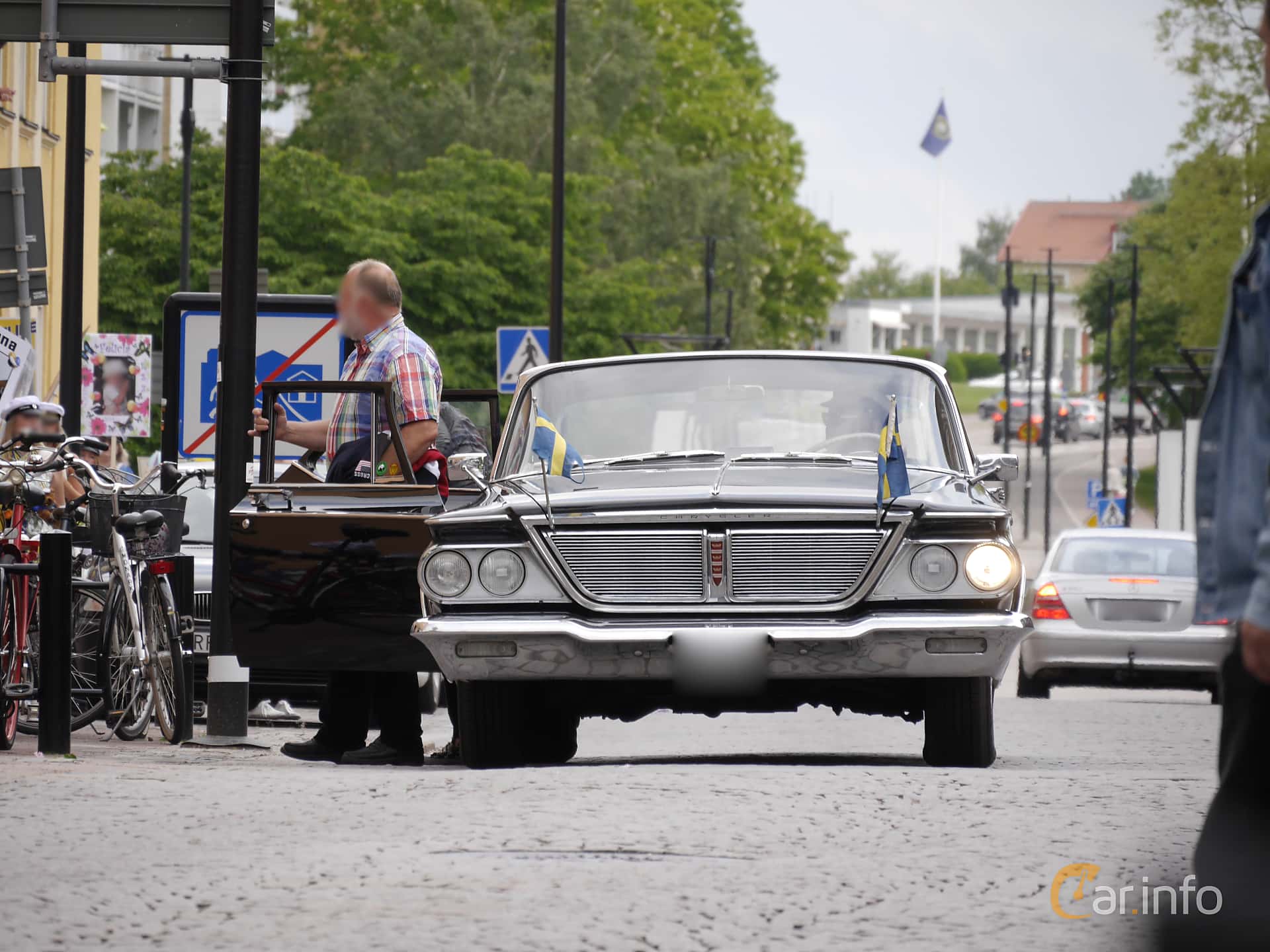 Chrysler New Yorker Sedan 6.8 V8 TorqueFlite, 345hp, 1964