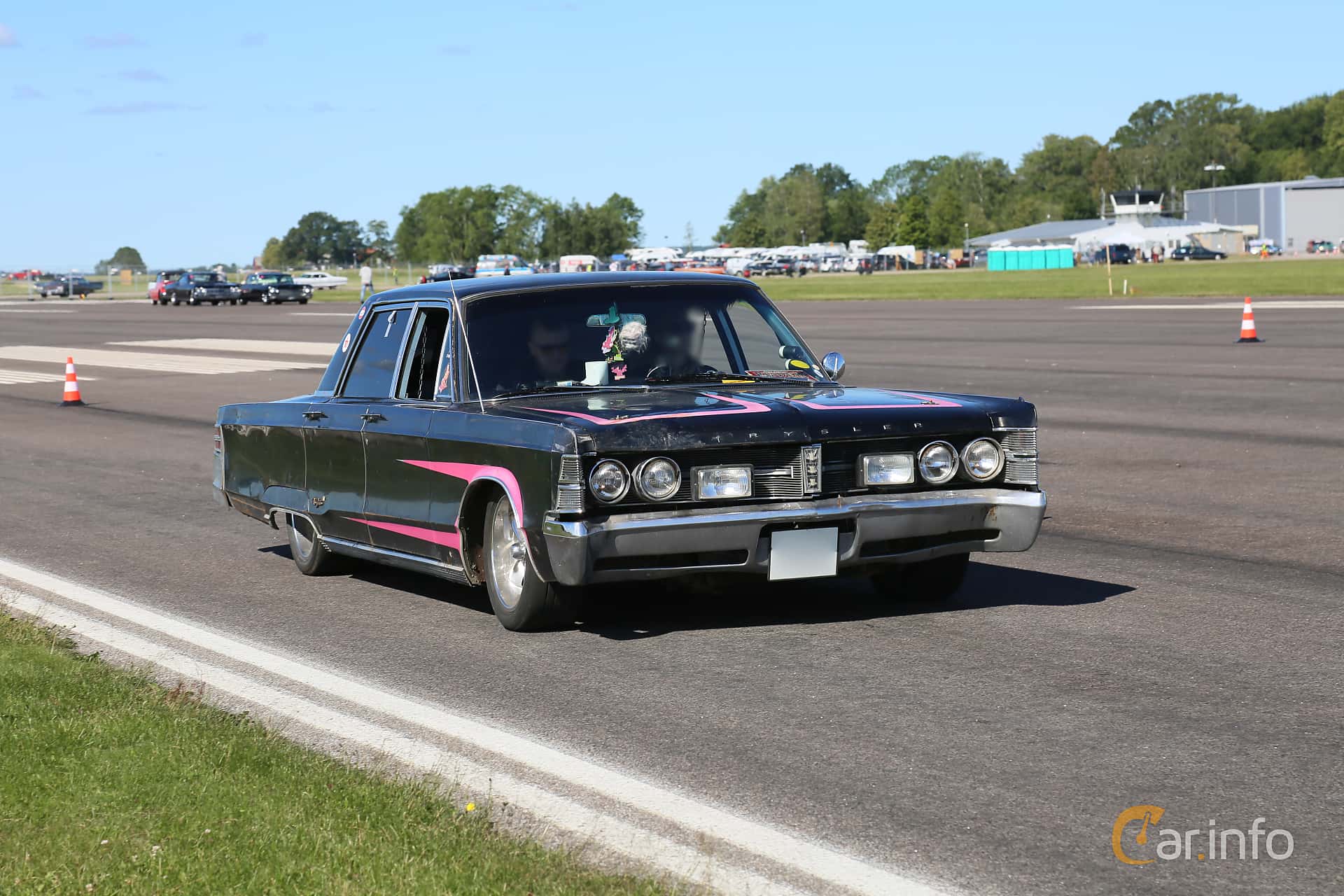 Chrysler New Yorker Sedan 7.2 V8 TorqueFlite, 355hp, 1967
