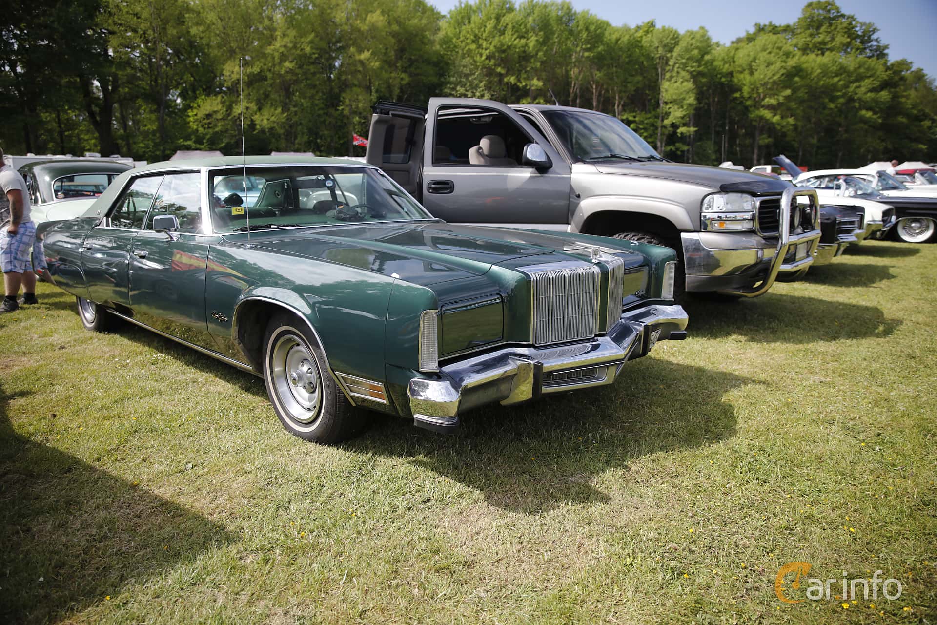 Chrysler New Yorker Brougham 4-door Hardtop 6.6 V8 TorqueFlite, 193hp, 1978