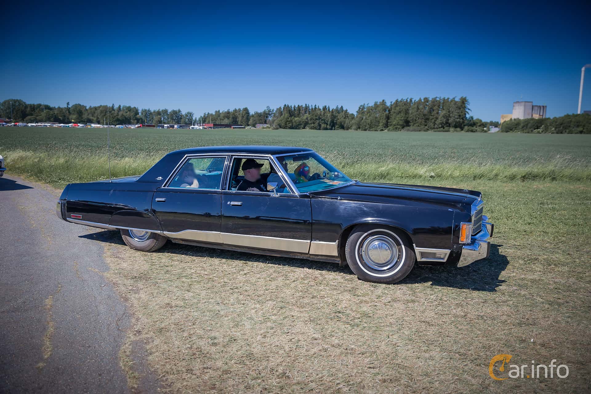Chrysler New Yorker Brougham 7.2 V8 4C-S/5C-S