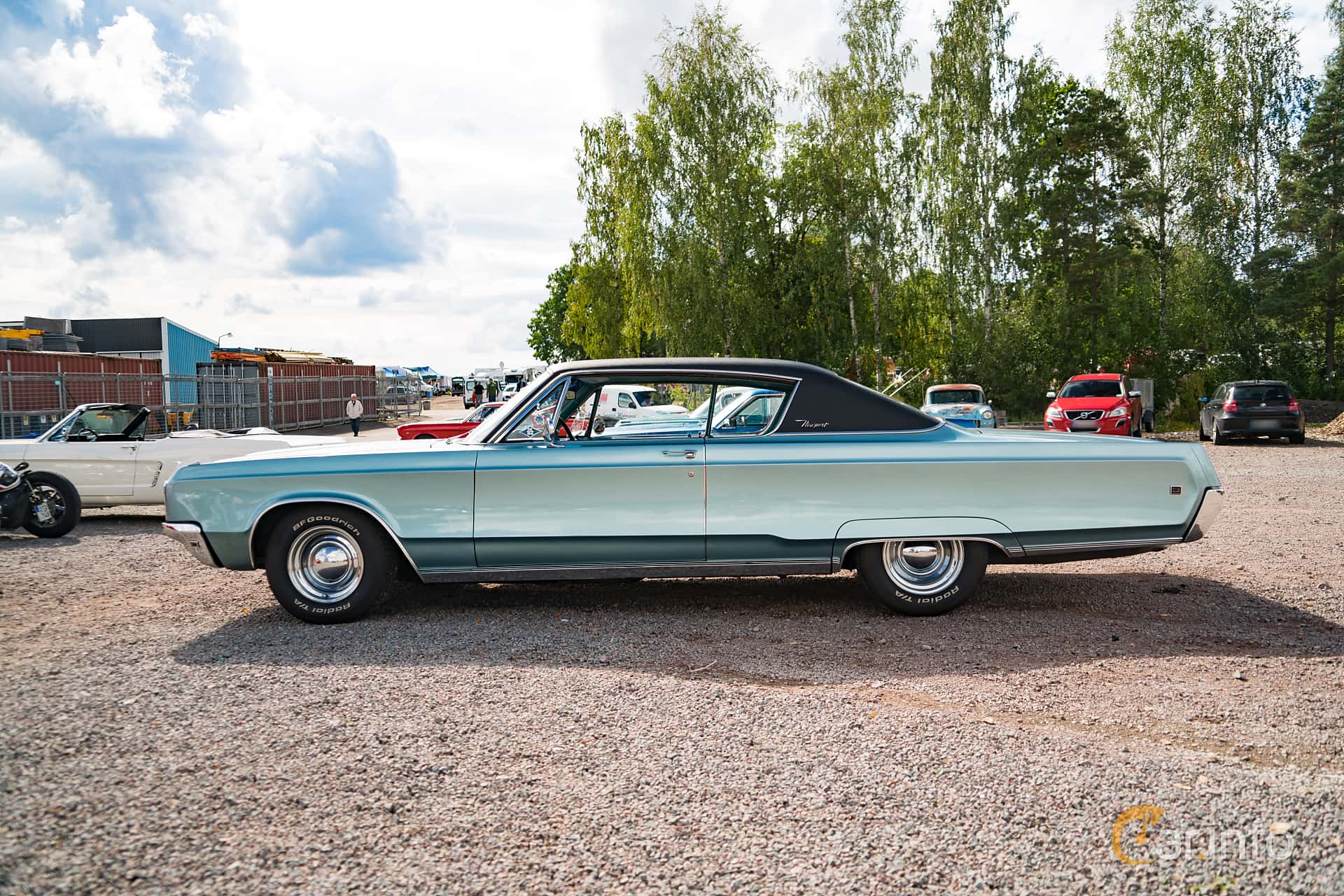 Chrysler Newport 2-door Hardtop 6.3 V8 TorqueFlite, 294hp, 1968