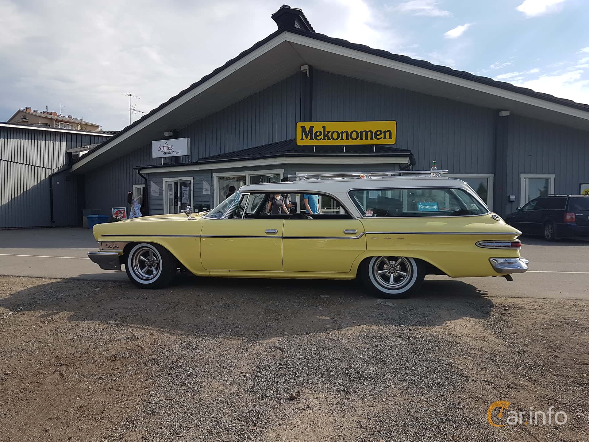Chrysler Newport Town & Country 5.9 V8 Manual, 269hp, 1962