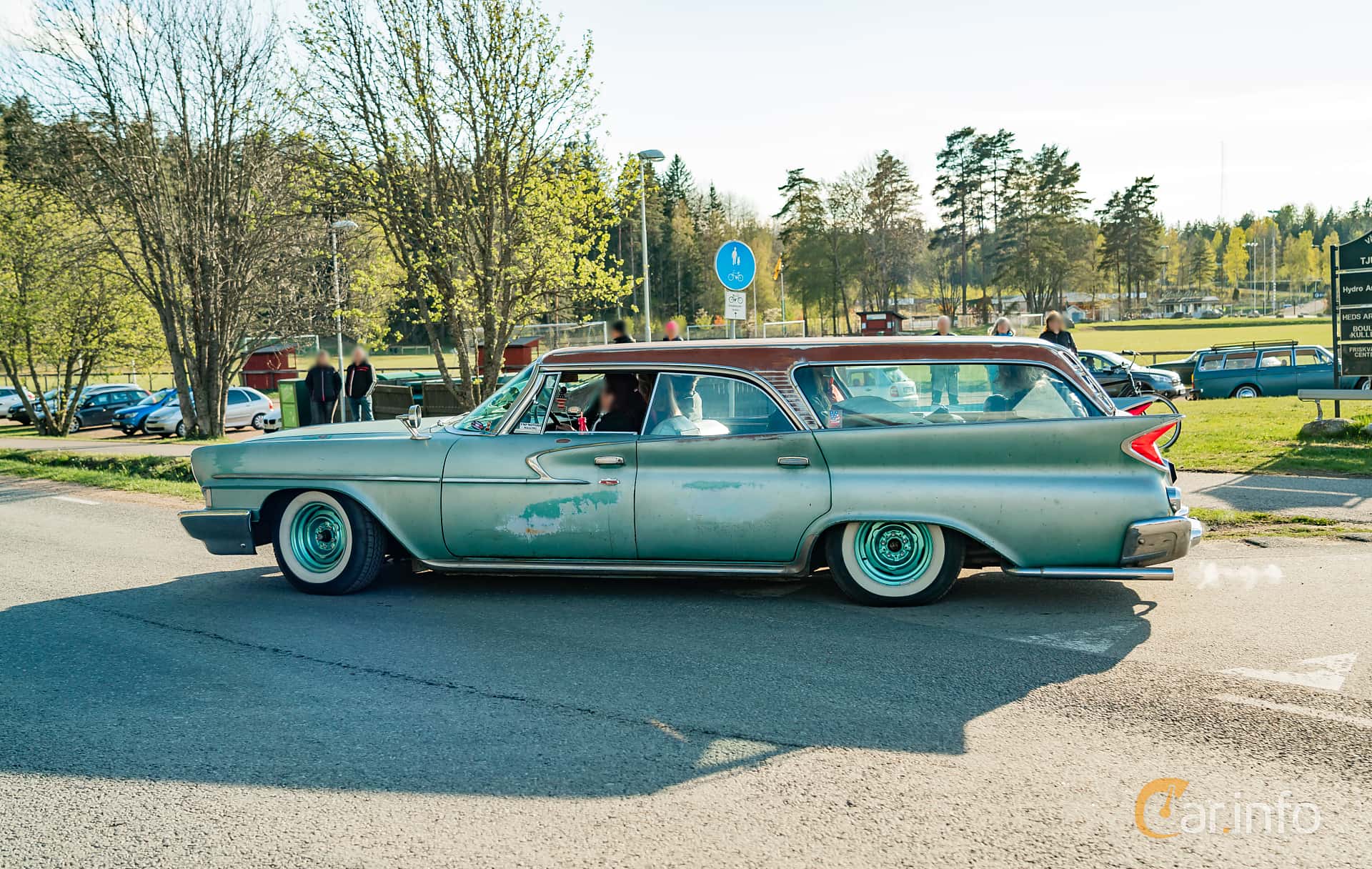 Chrysler Newport Town & Country 5.9 V8 Manual, 269hp, 1961