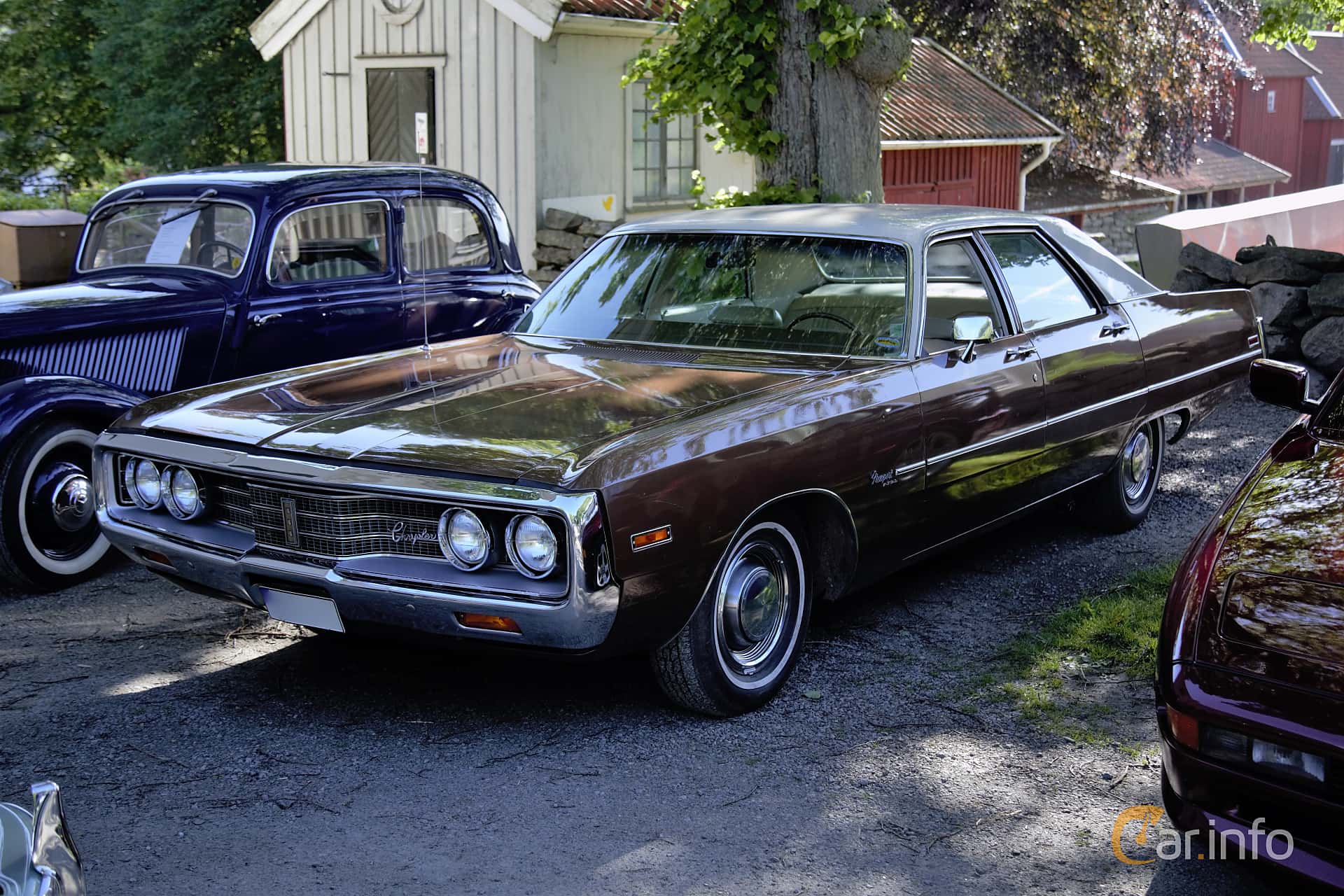 Chrysler Newport Royal Sedan 5.9 V8 TorqueFlite, 258hp, 1971