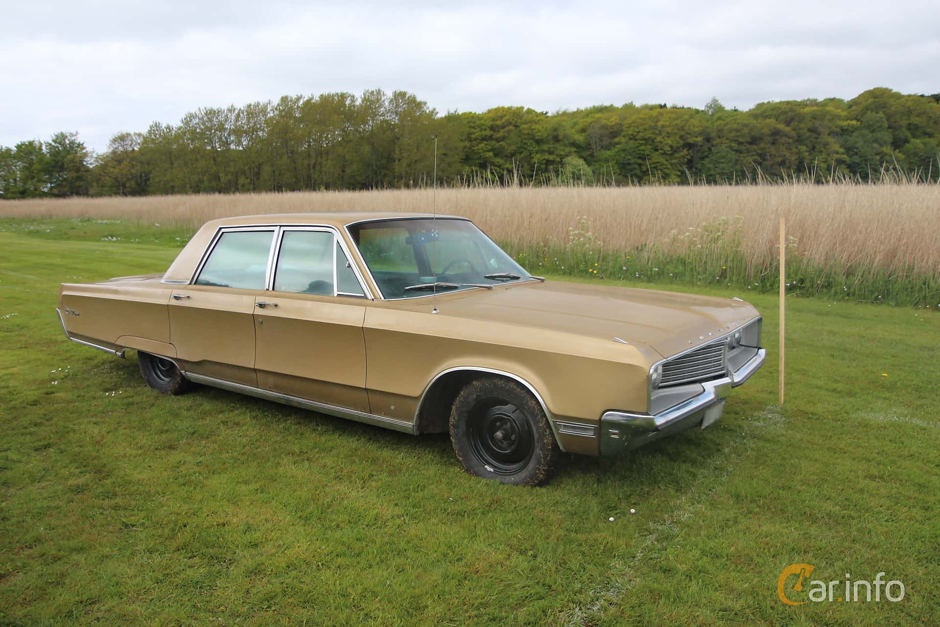 Chrysler Newport Sedan 6.3 V8 Manual, 334hp, 1968