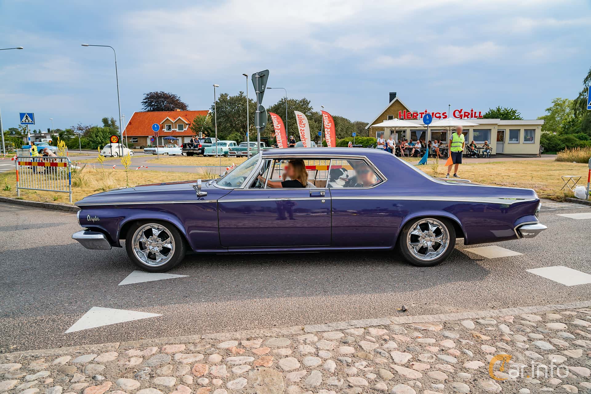 Chrysler Newport Sedan 5.9 V8 TorqueFlite, 269hp, 1964