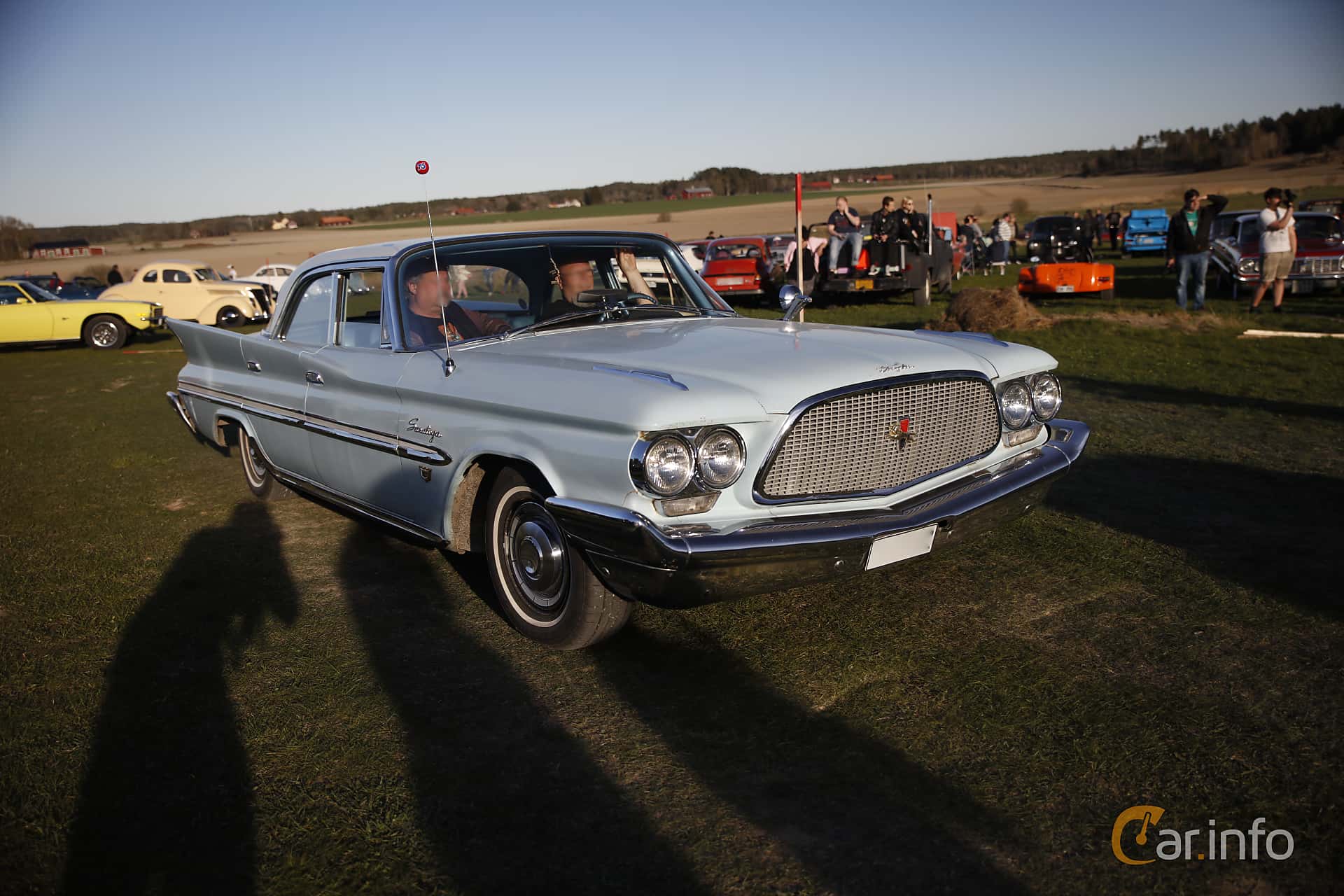 Chrysler Saratoga Sedan 6.3 V8 TorqueFlite, 330hp, 1960