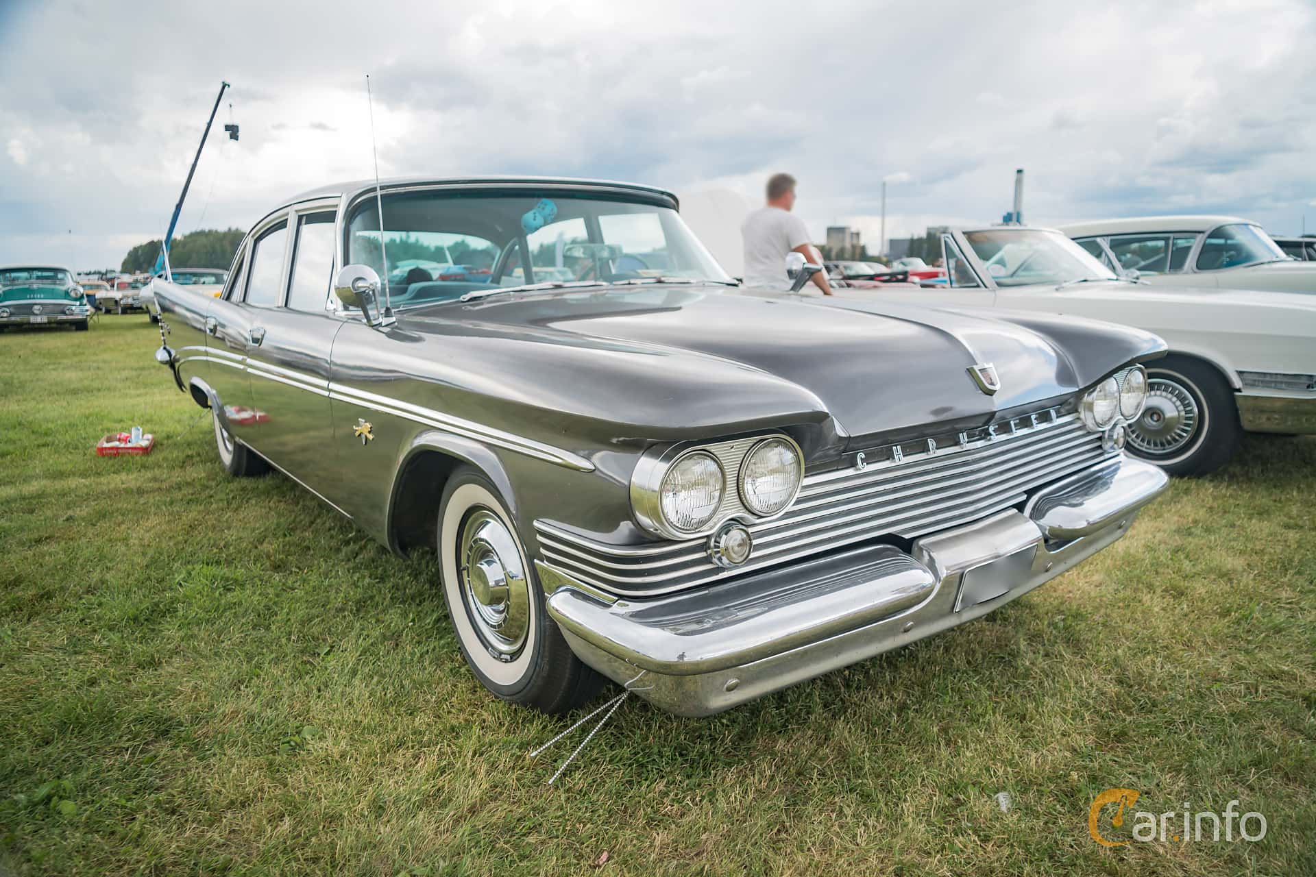 Chrysler Saratoga Sedan 6.3 V8 TorqueFlite, 330hp, 1959