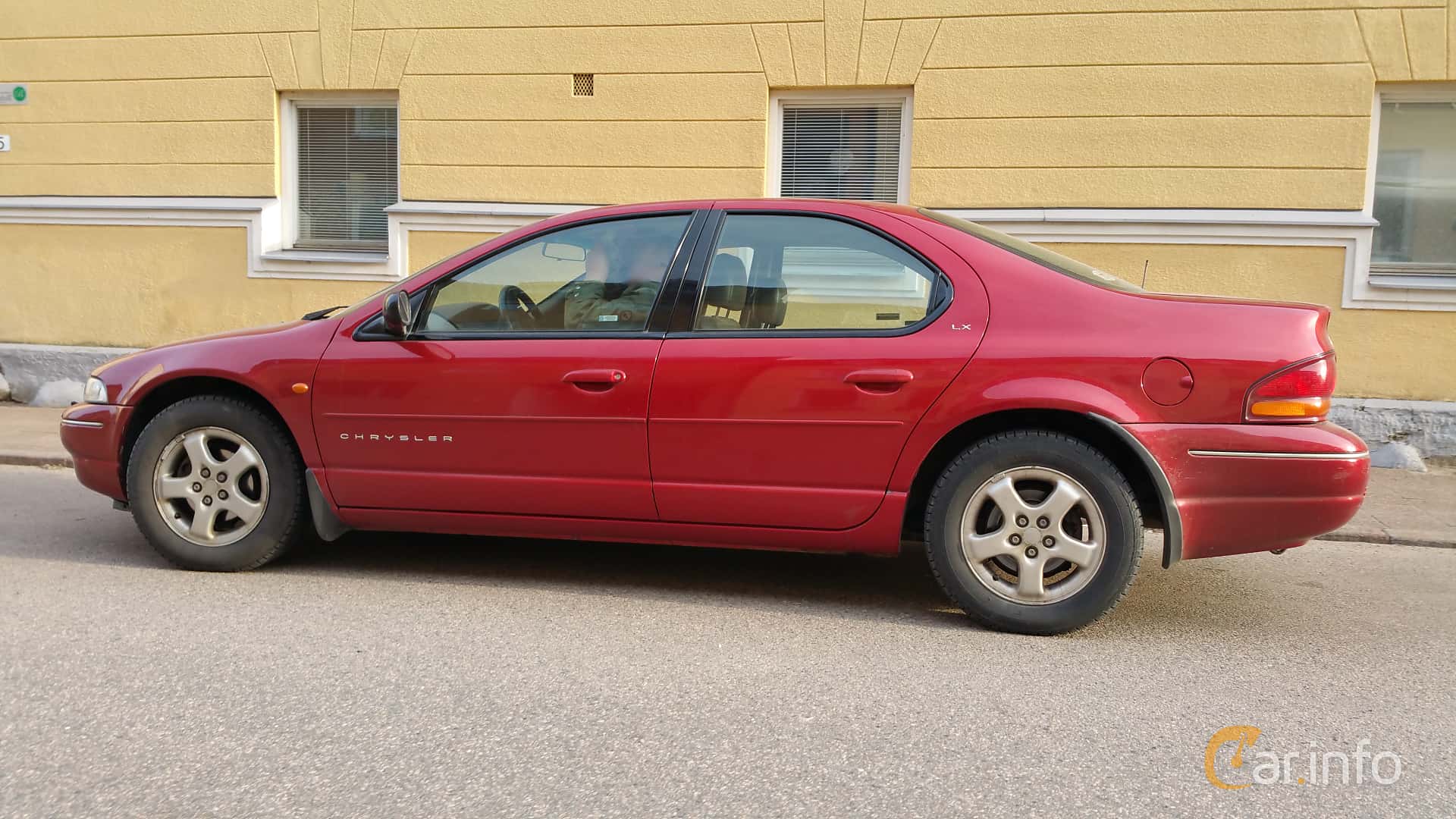Chrysler Stratus 2.5 V6 Automatic, 163hp, 1999