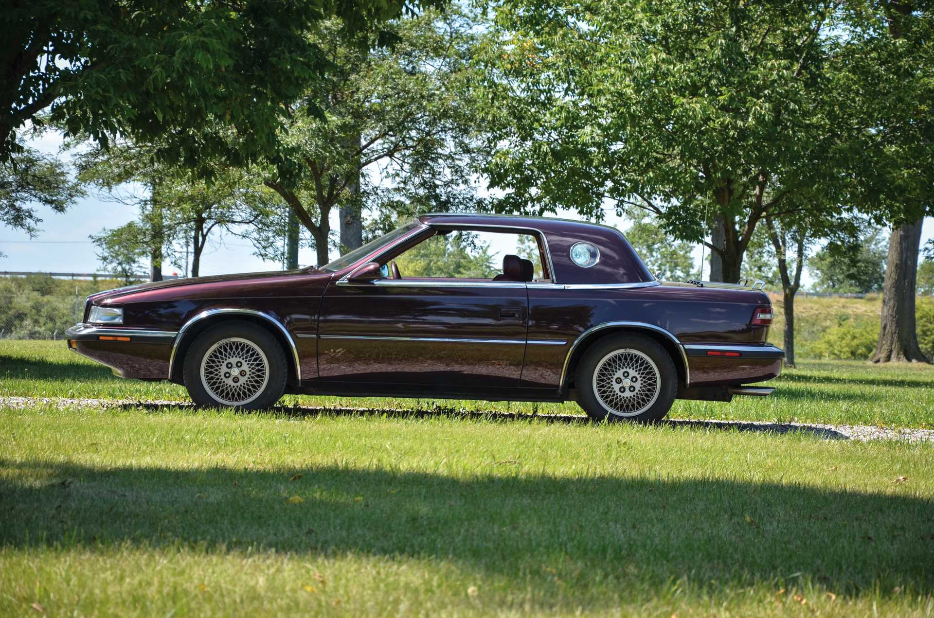 Chrysler TC by Maserati 2.2 Automatic, 162hp, 1989