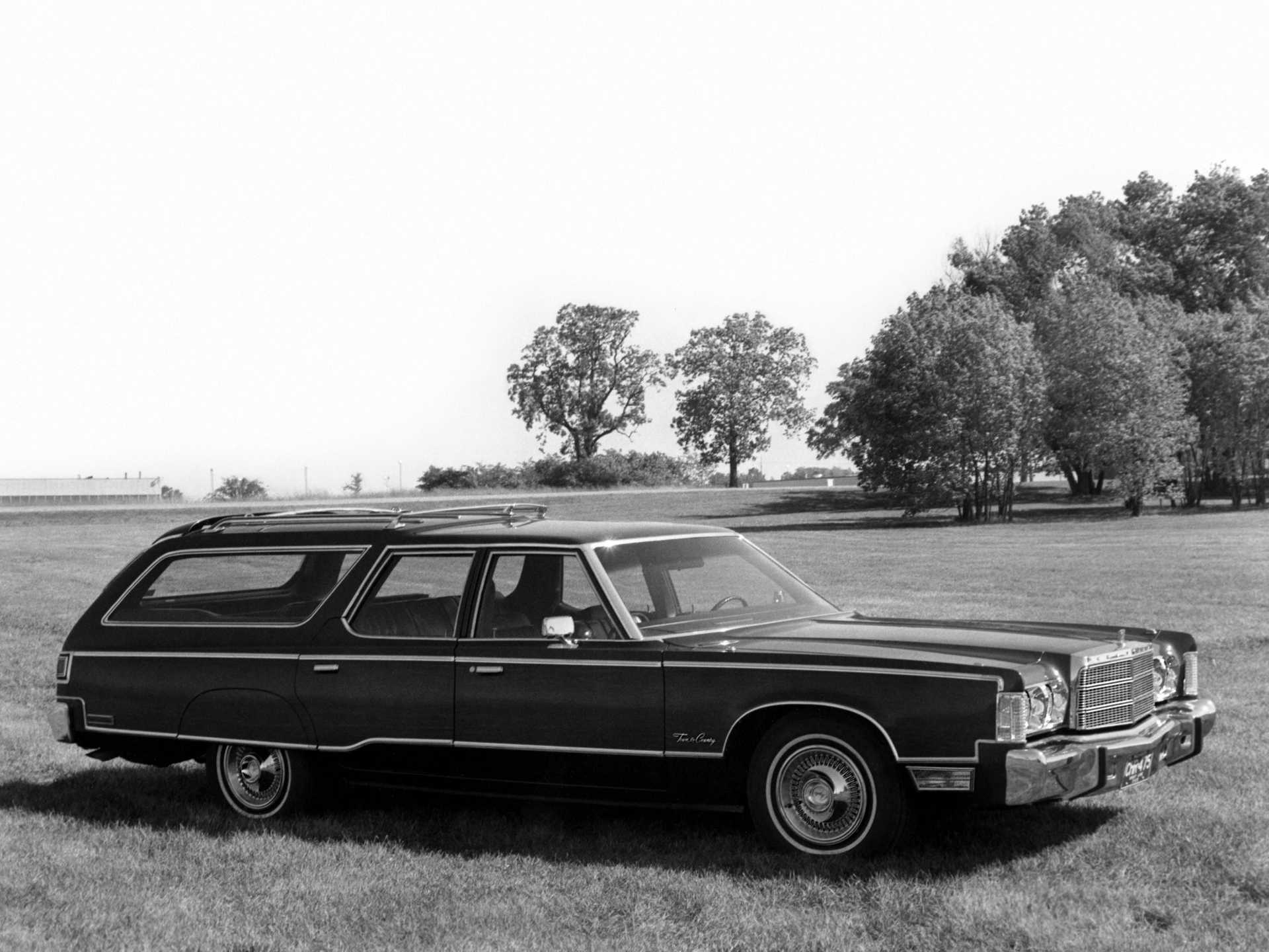 Chrysler Town & Country 2-seat 7.2 V8 TorqueFlite, 233hp, 1975