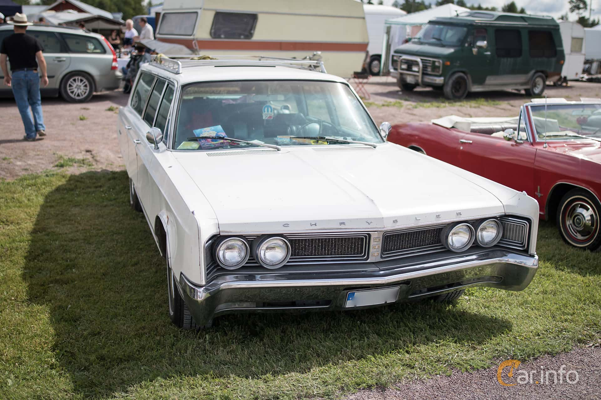 Chrysler Town & Country 3-seat Wagon 7.2 V8 TorqueFlite, 360hp, 1967