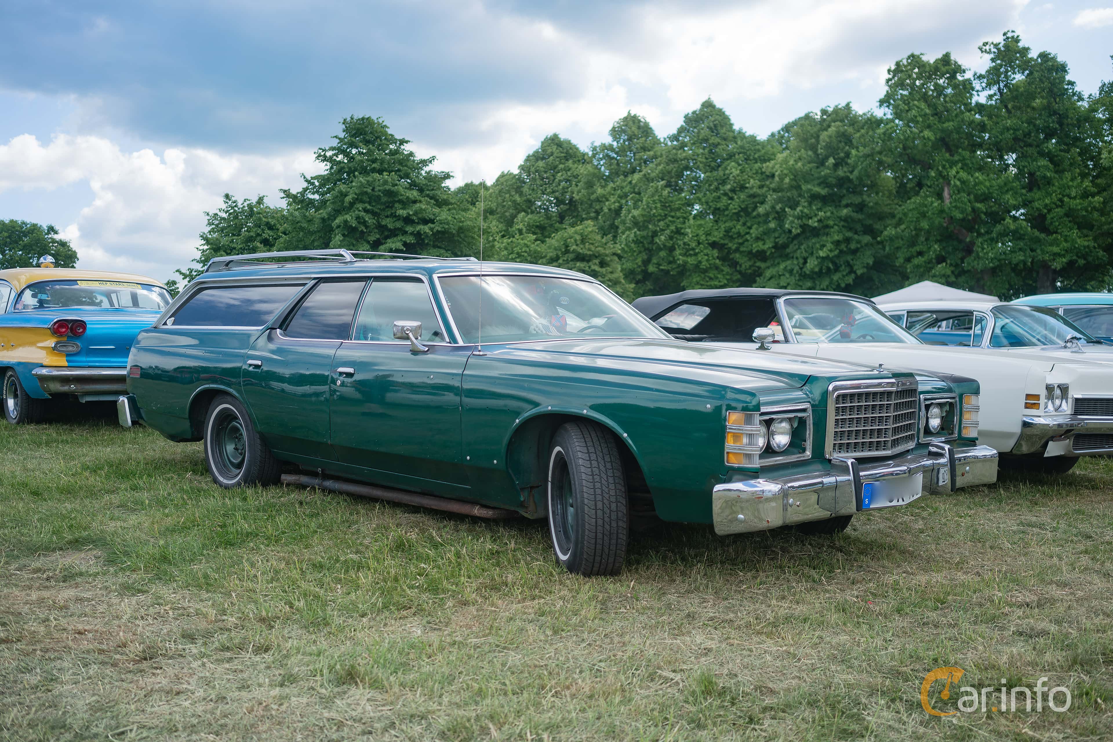 Ford LTD Country Squire 6.6 V8 Automatic, 175hp, 1977