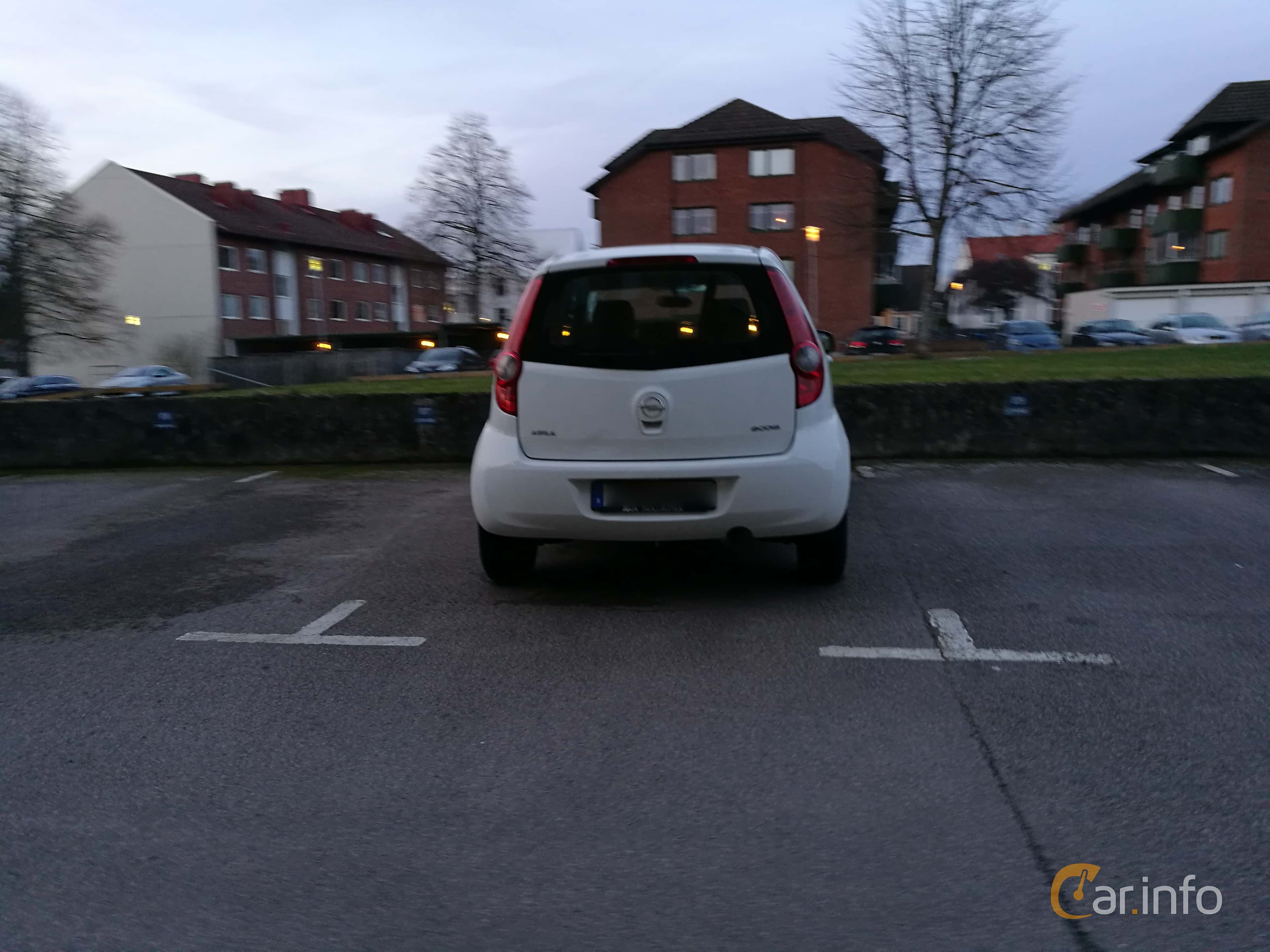 Opel Agila 1.0 ecoFLEX Manual, 65hp, 2011