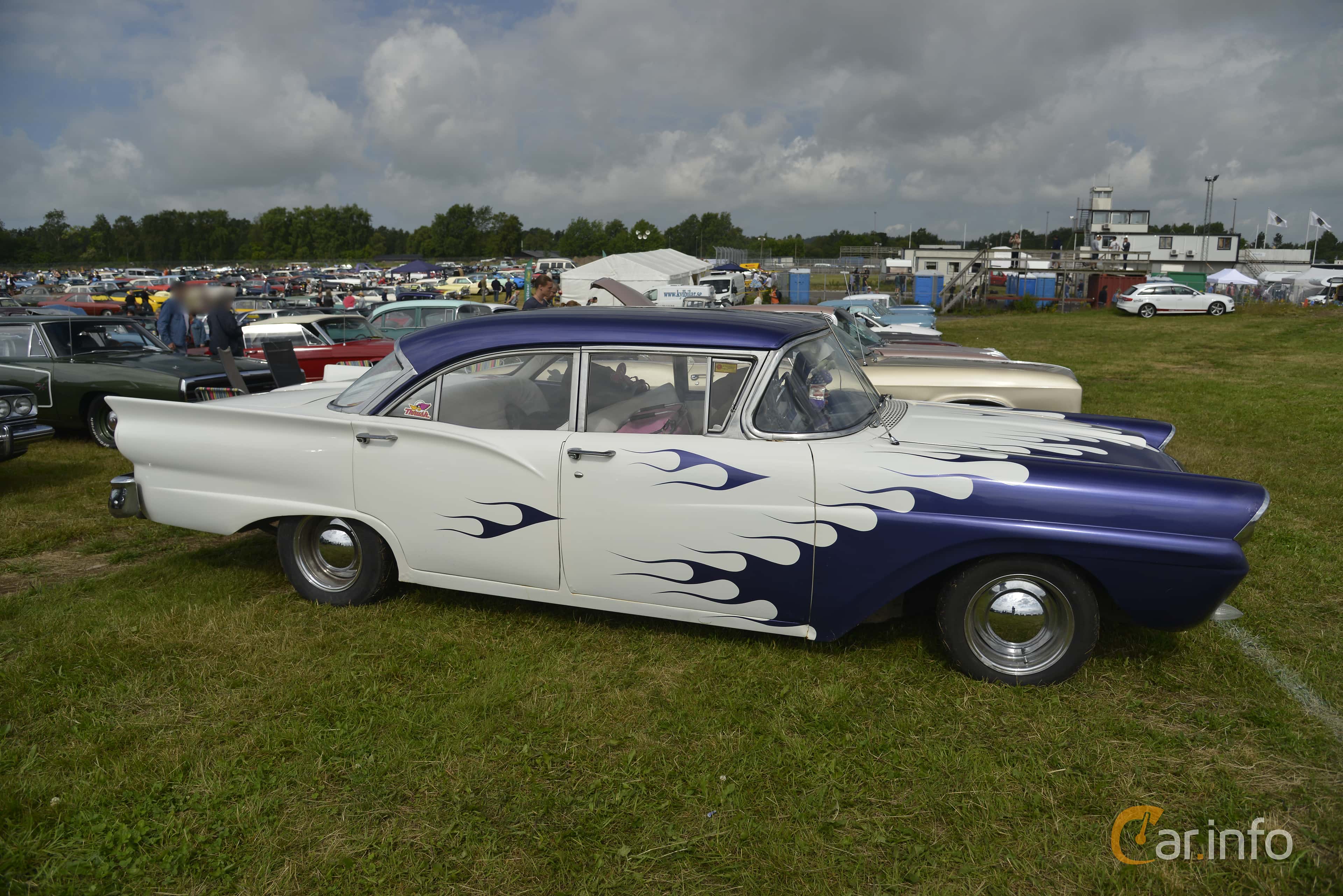 Ford Custom 5.4 V8 2nd Generation Facelift, Automatic, 3-speed