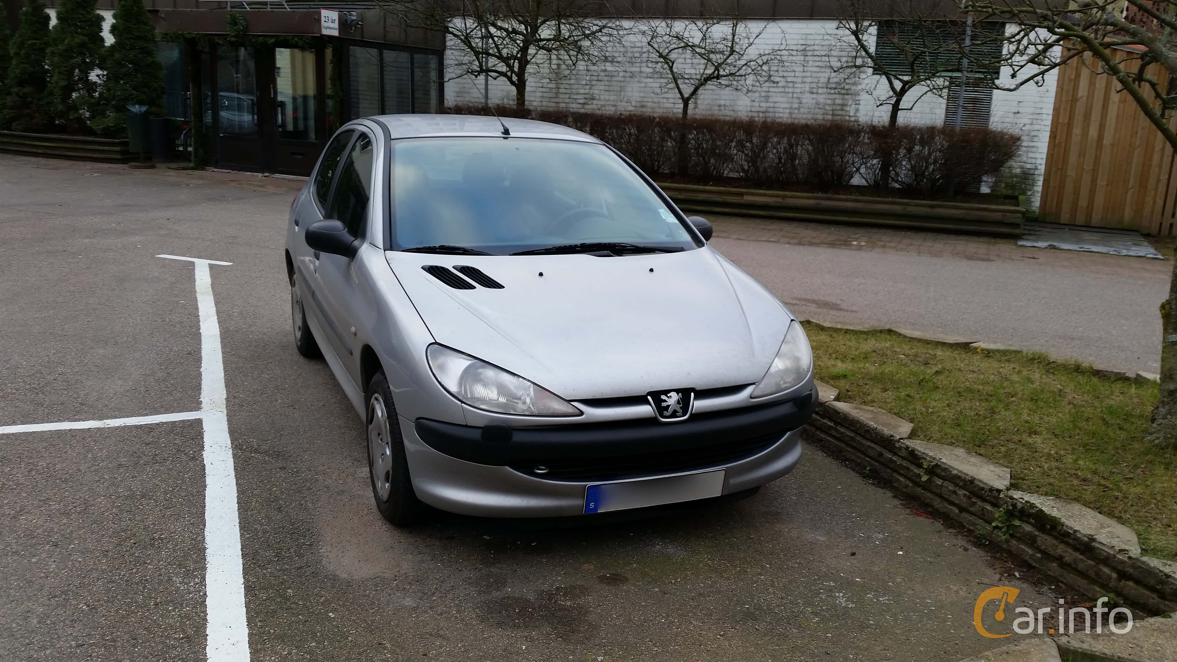 Peugeot 206 5-door 1.4 TipTronic, 75hp, 2000