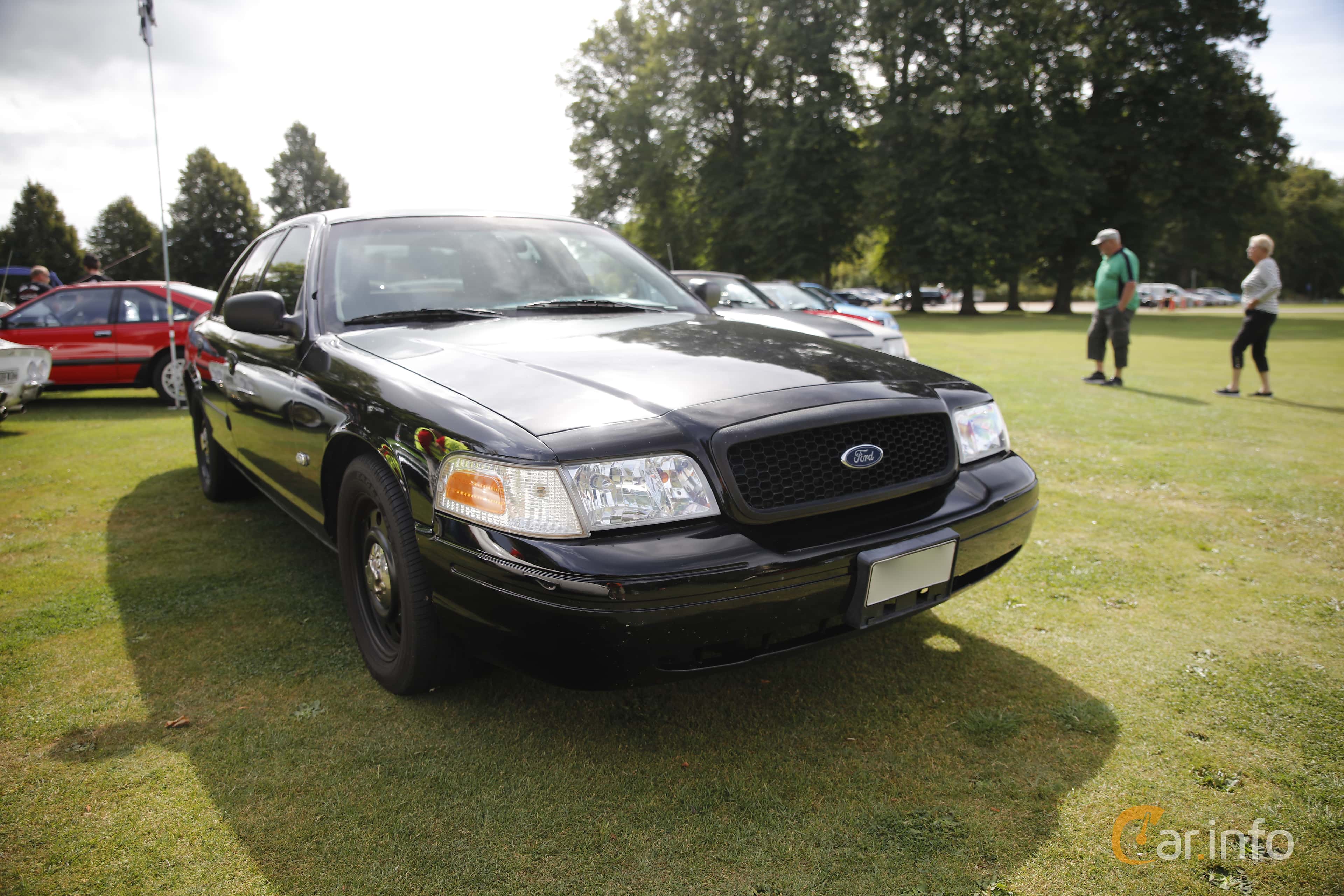 Ford Crown Victoria Police Interceptor 4.6 V8 FFV Automatic, 254hp, 2009
