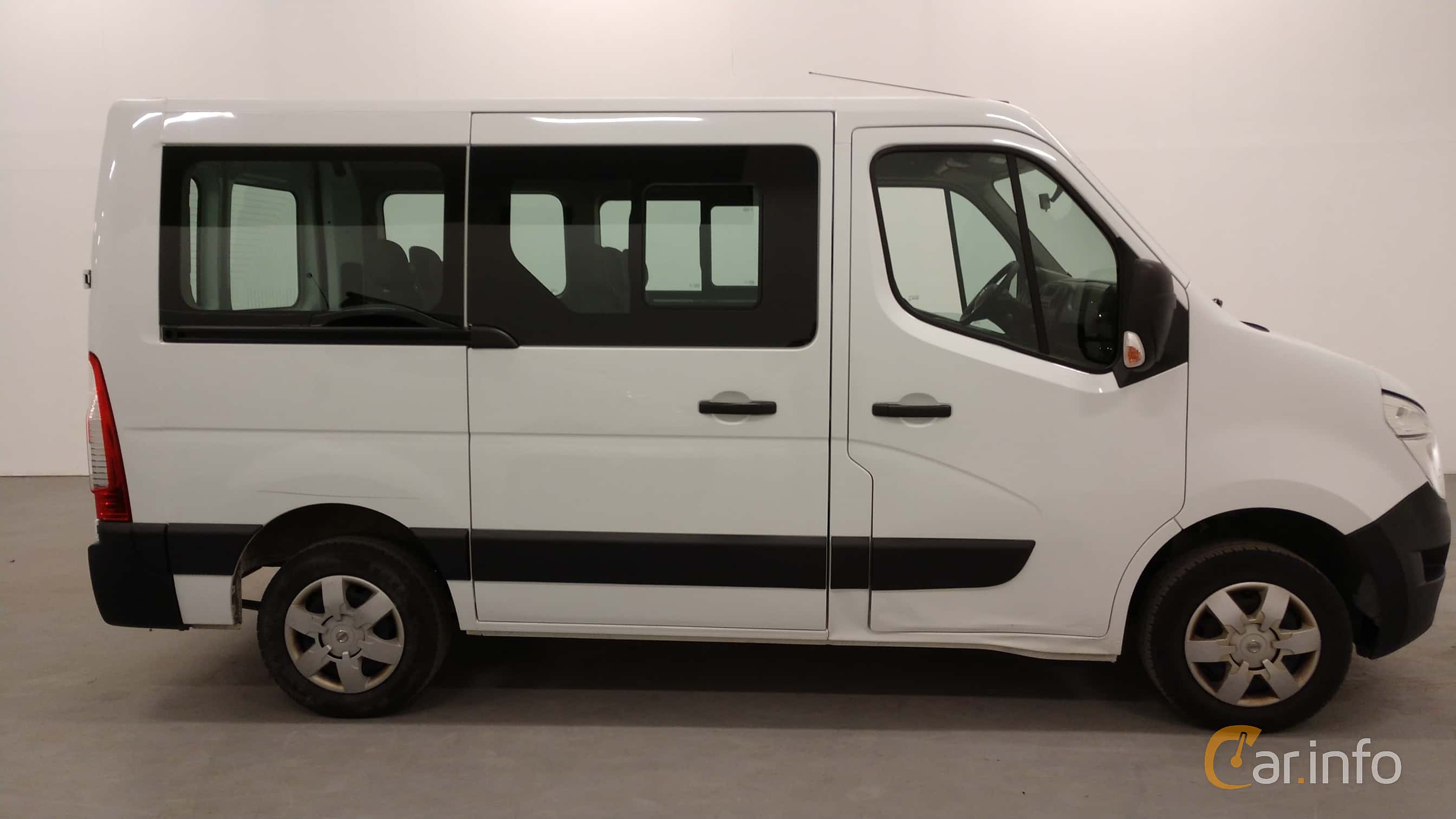Nissan NV400 Minibus 2.3 dCi 163hp, 2020