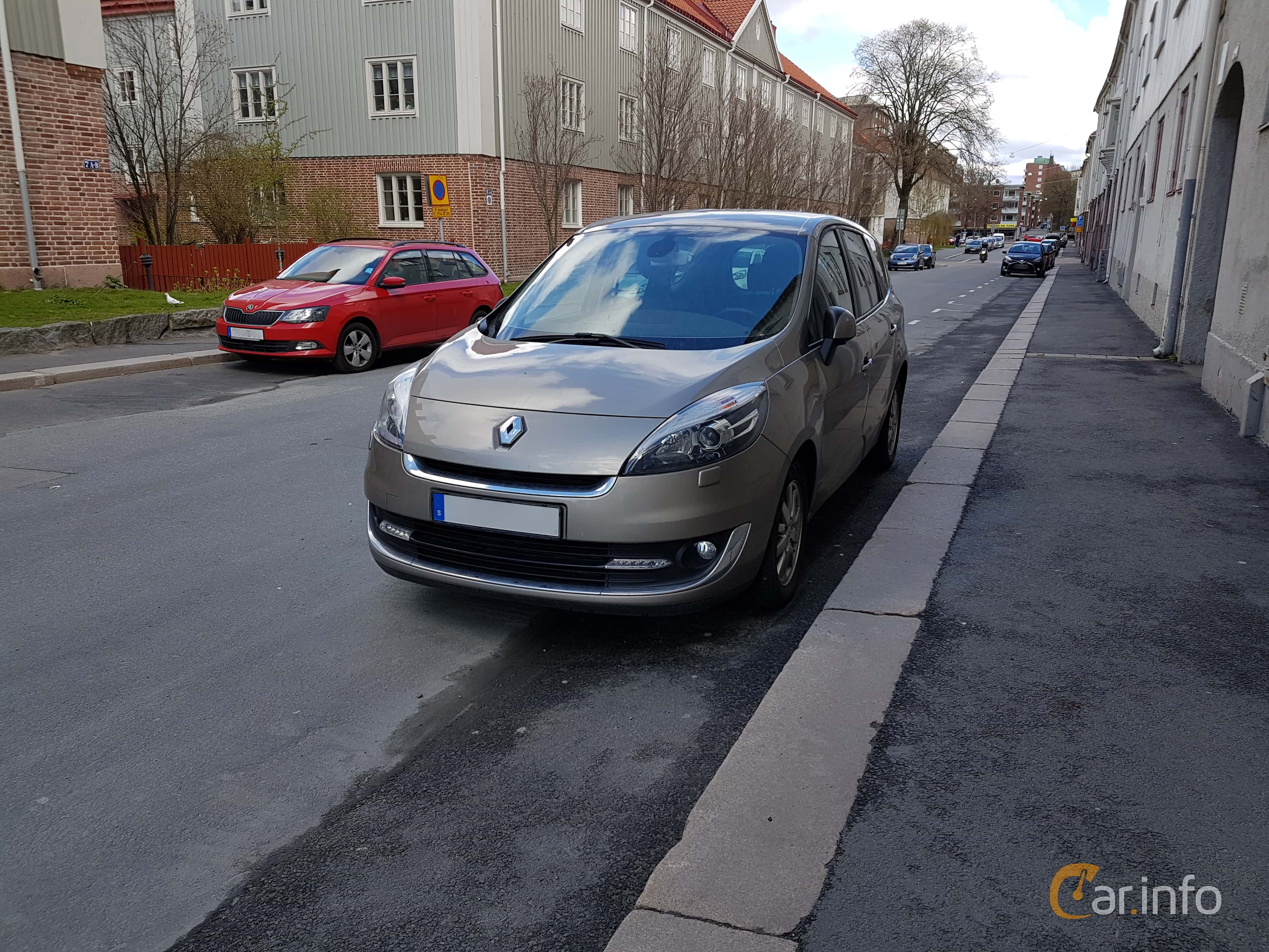 Renault Grand Scénic 1.5 dCi Manual, 110hp, 2013