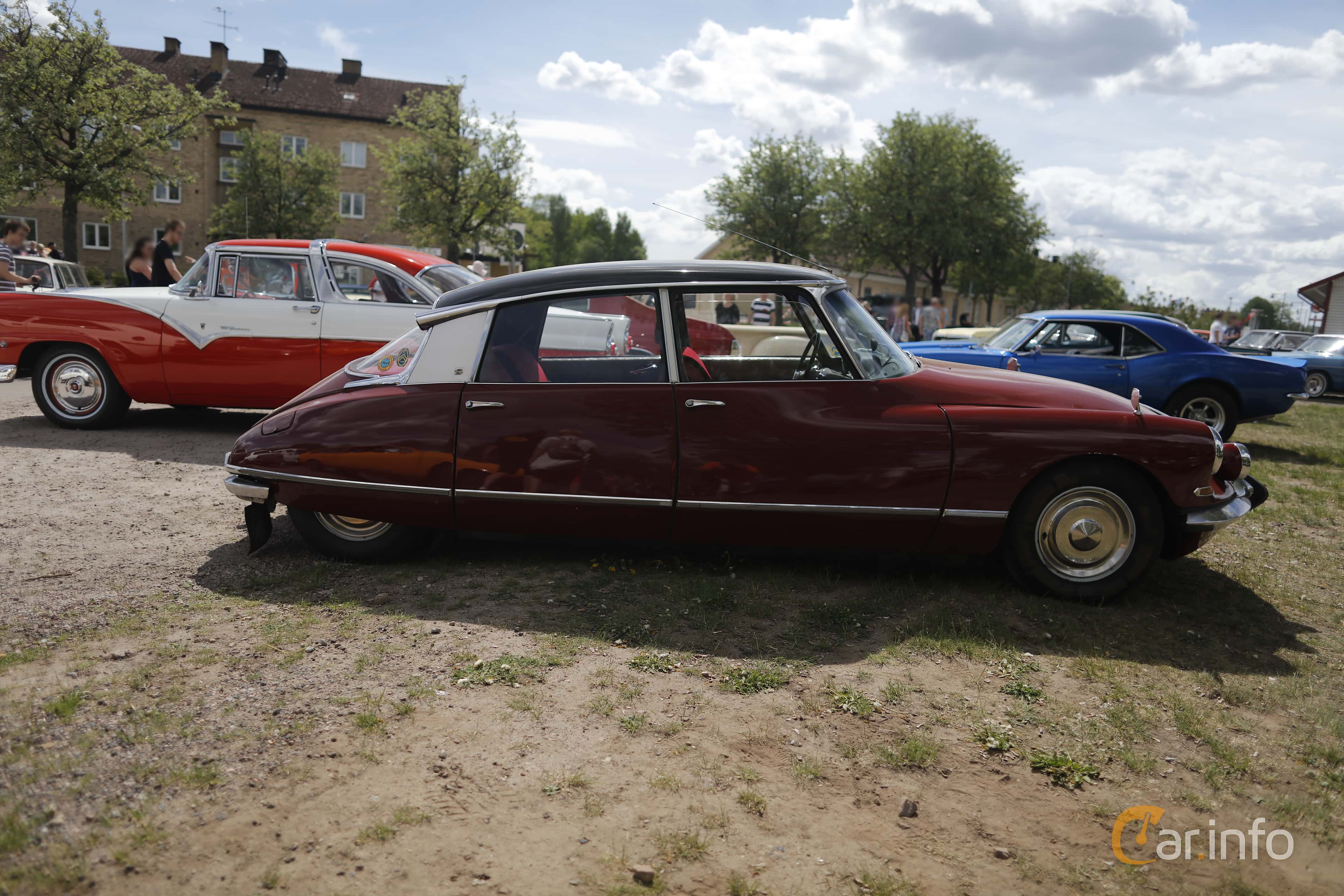 Citroën DS 21 Sedan 2.2 Manual, 101hp, 1967