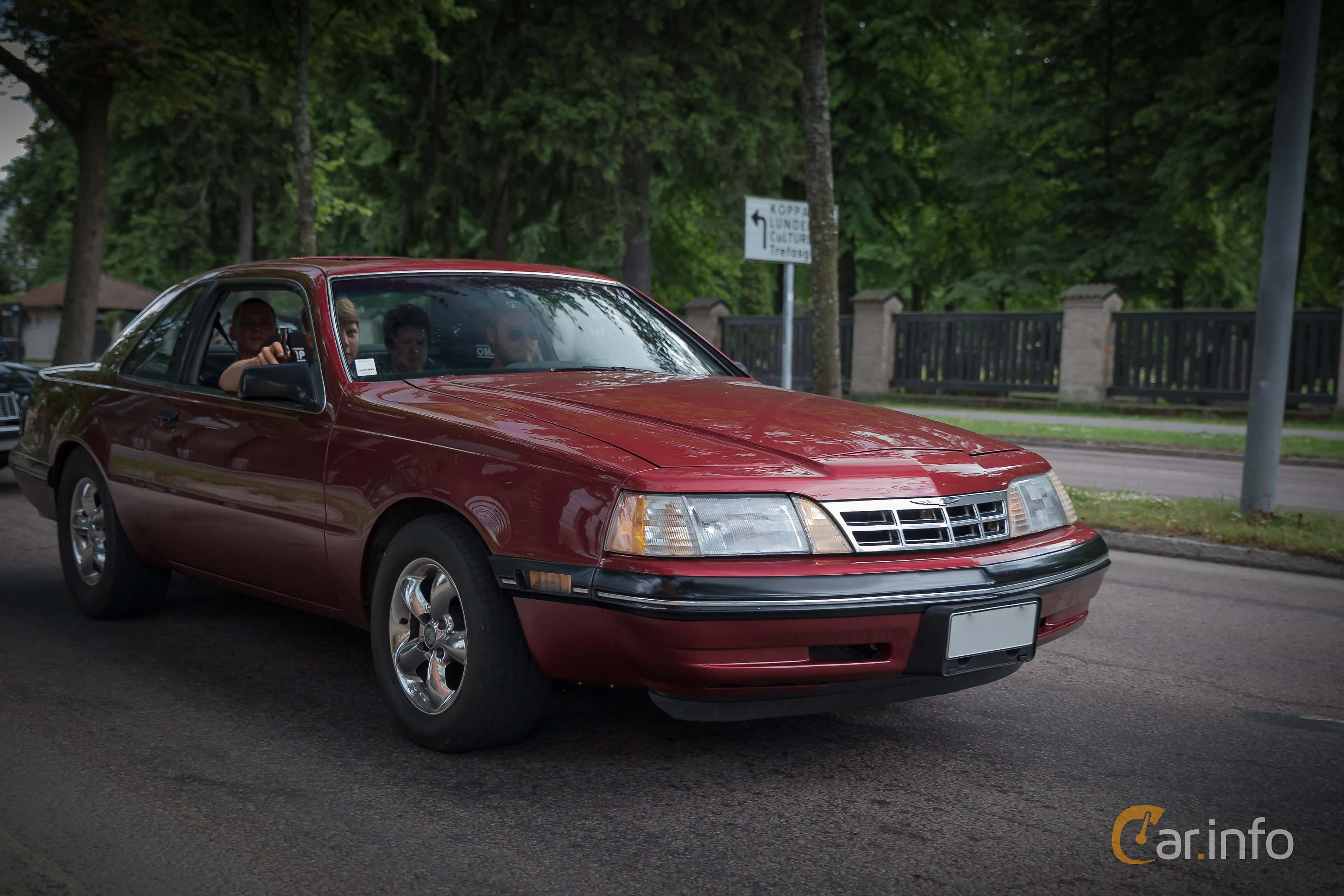 Ford Thunderbird 4.9 V8 Automatic, 157hp, 1988