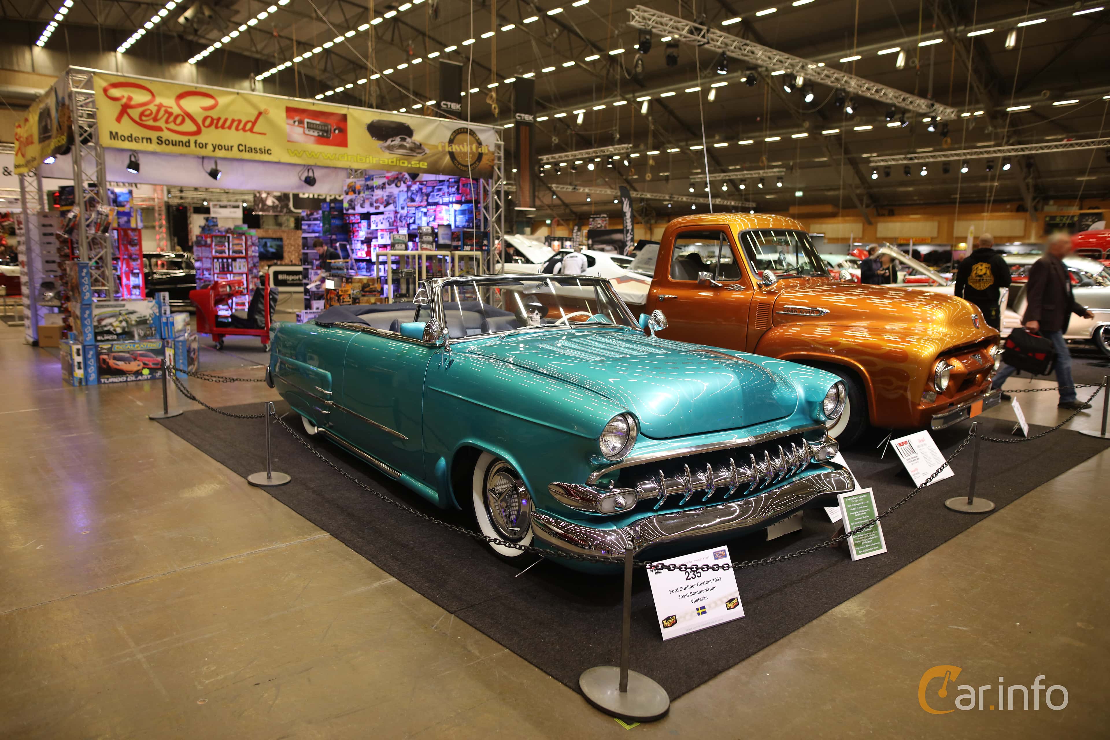 Ford Crestline Sunliner 3.9 V8 Automatic, 112hp, 1953