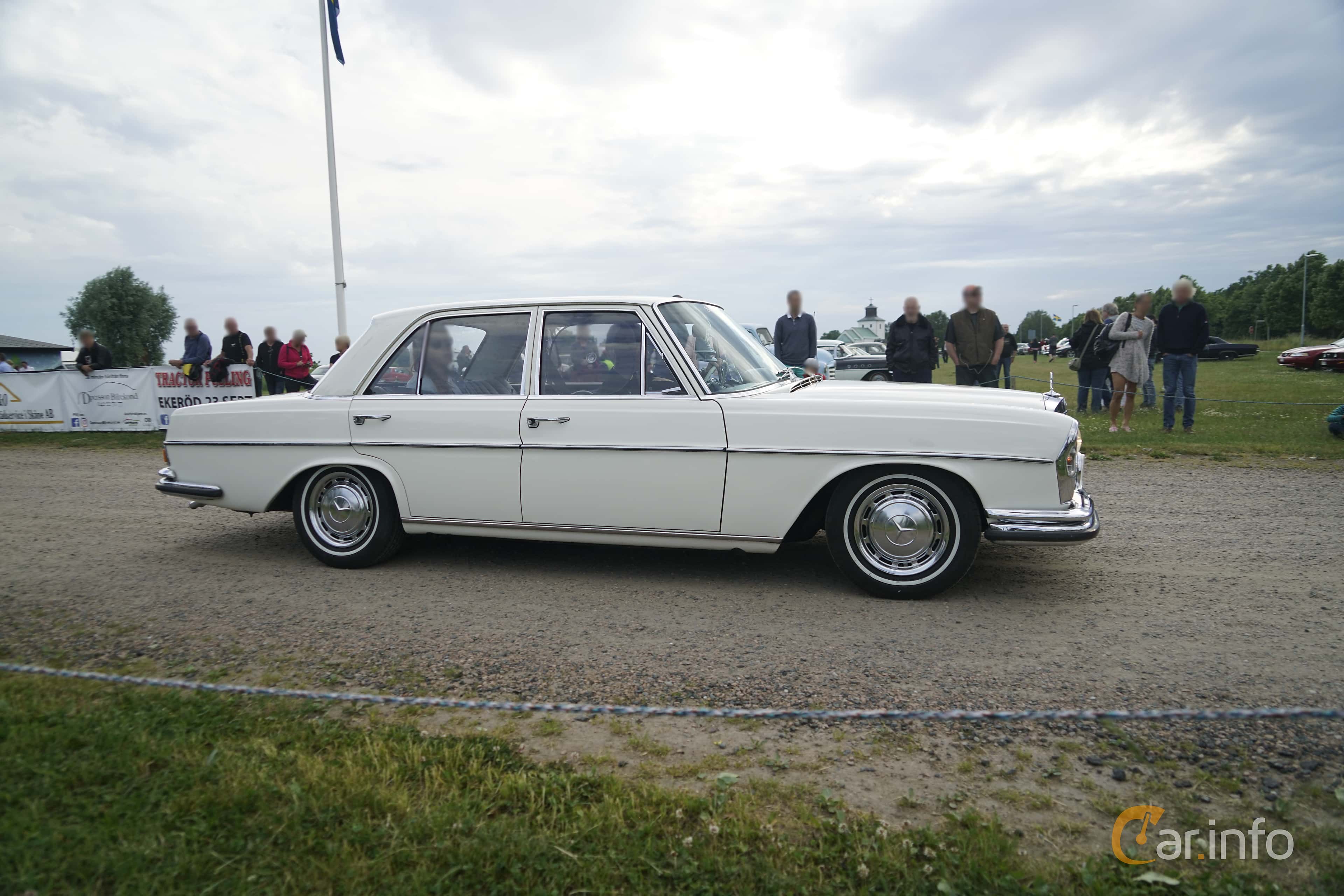 Mercedes-Benz 280 S  Manual, 140hp, 1968
