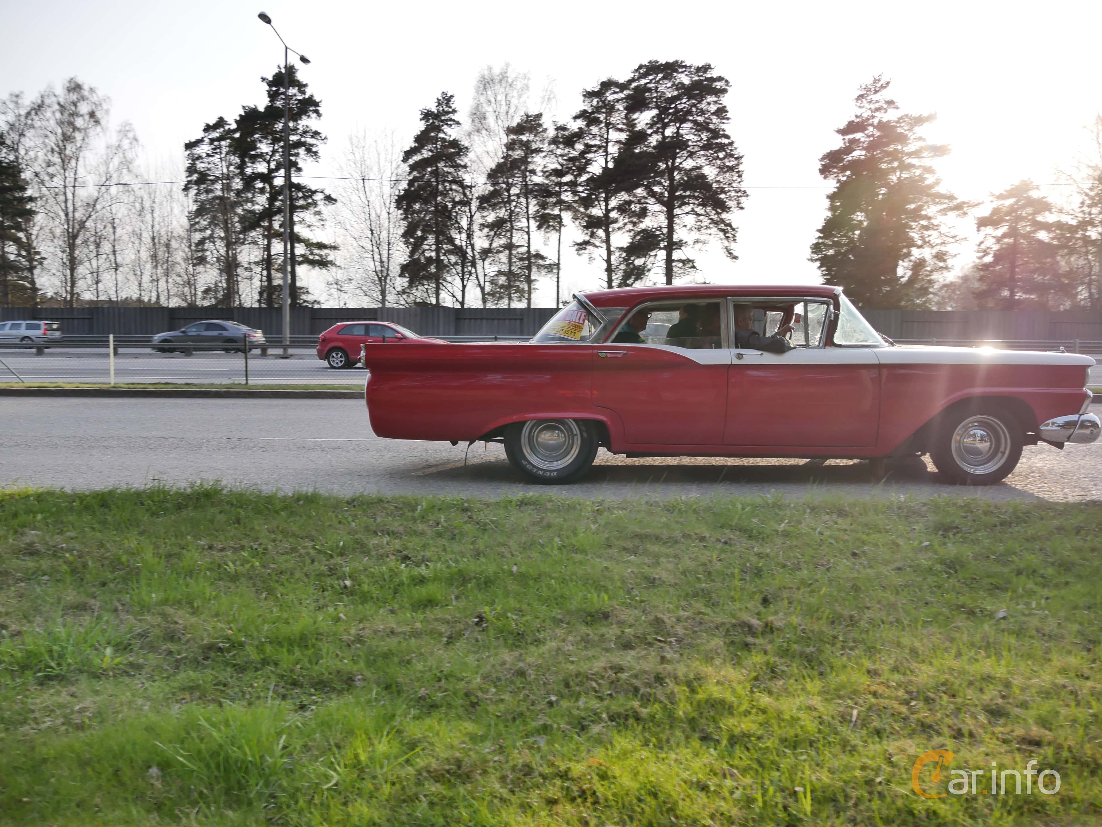 Ford Custom 3.7 3rd Generation, Manual, 3-speed